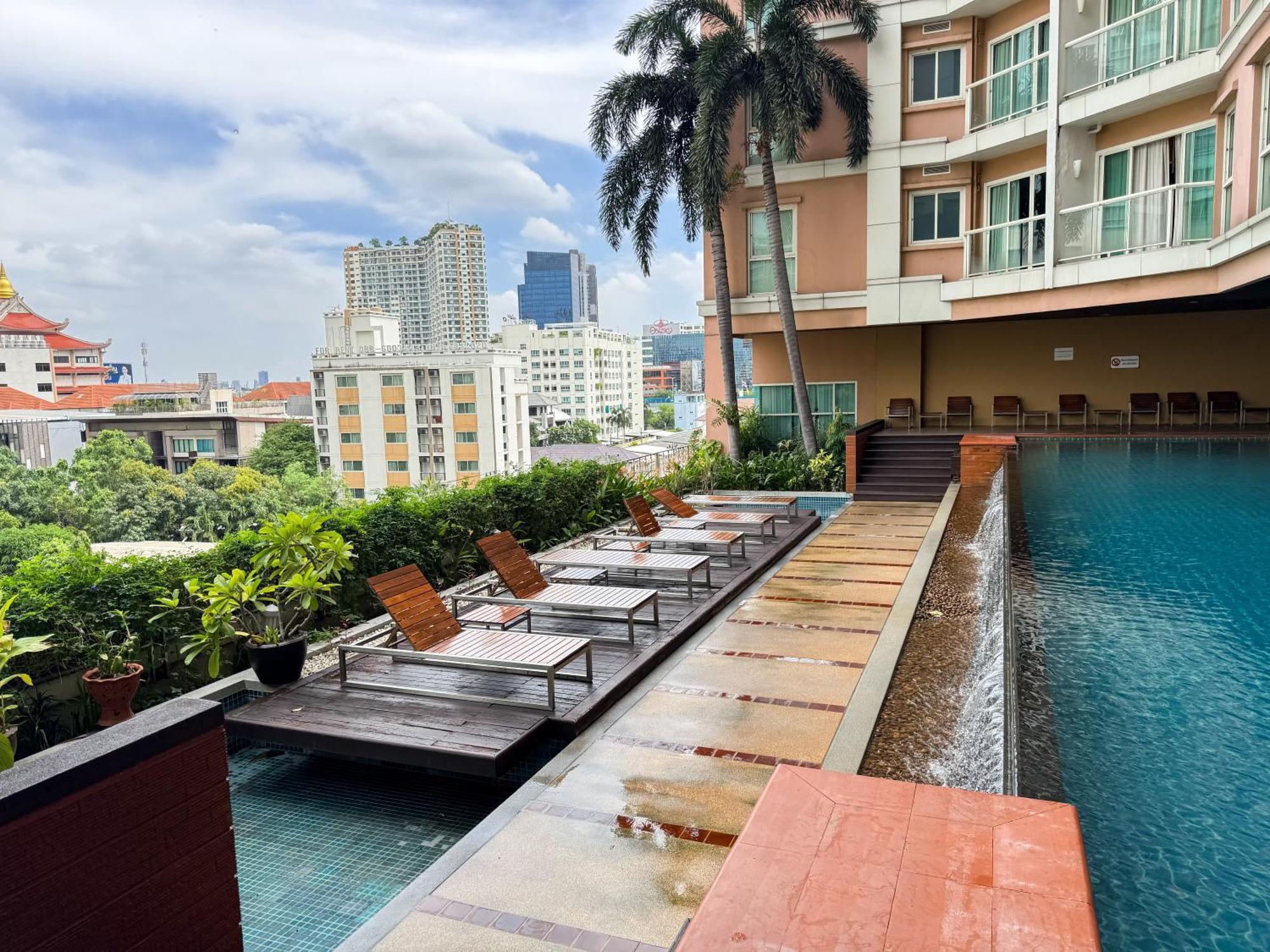 The Narathiwas & Sathorn 4* Bangkok