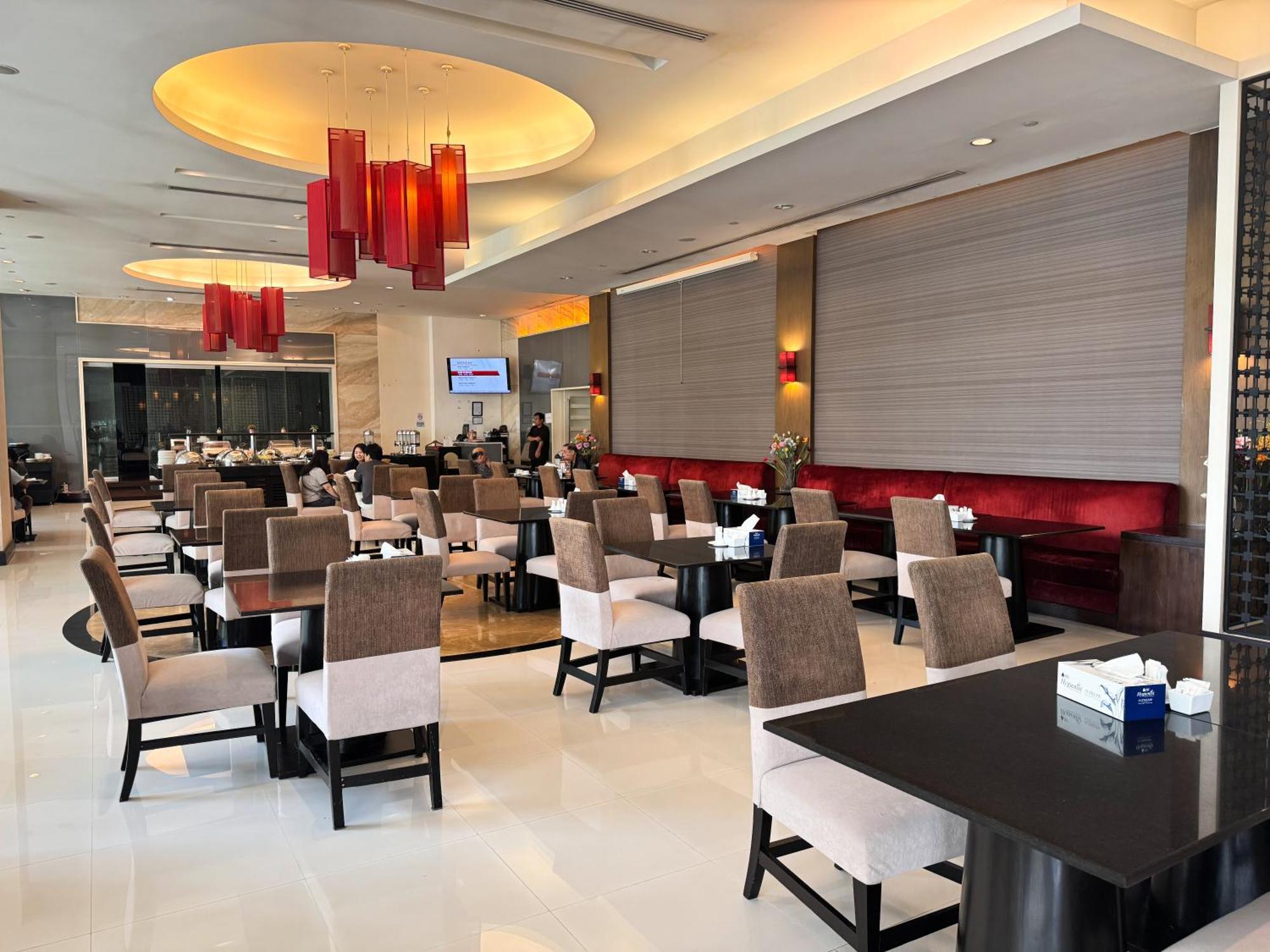 The Narathiwas & Sathorn 4* Bangkok