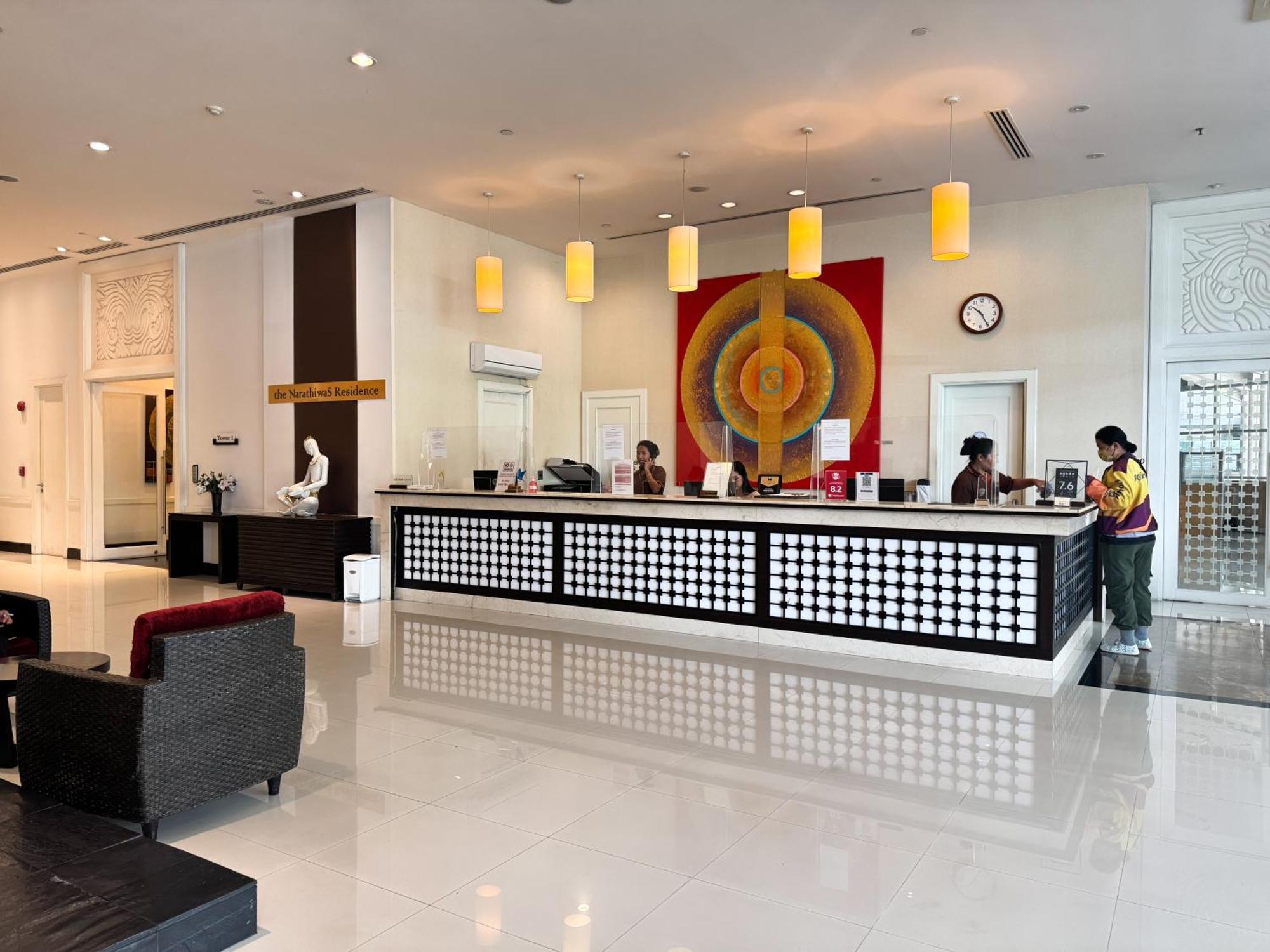 Hotel The Narathiwas & Sathorn