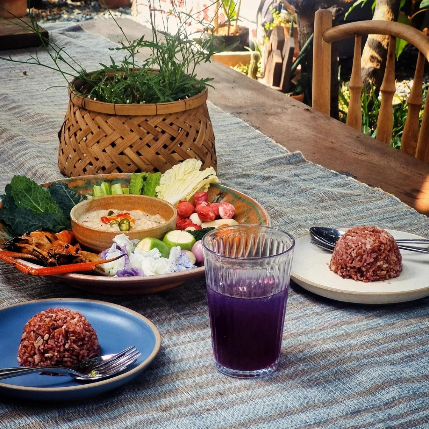 Home16 Sukhumvit16 Albergue *