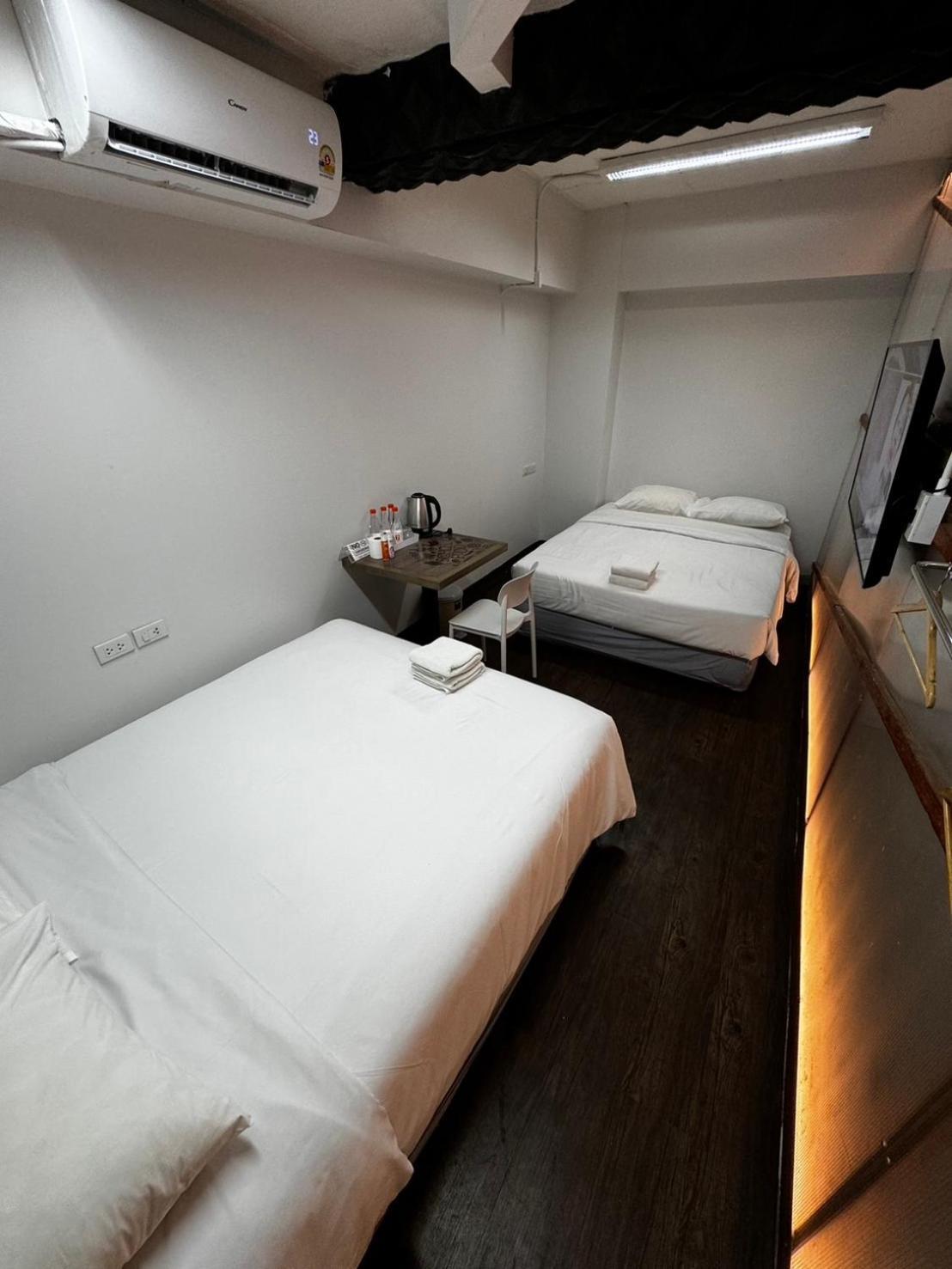 Glur Pratunam Hostel Bangkok