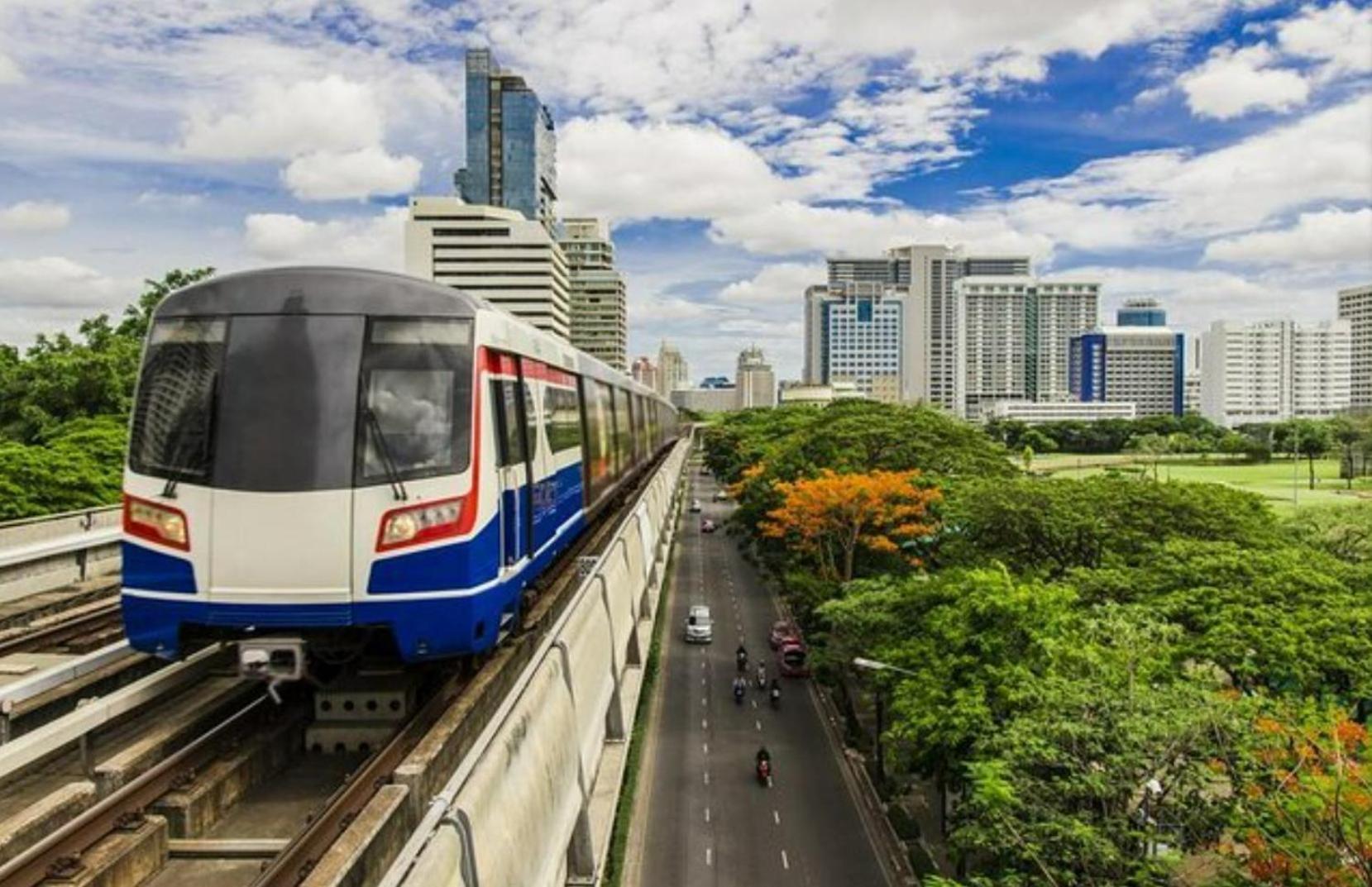 Em Sukhumvit - Near Terminal 21, Em District Malls, Bts And Mrt Lines 3* Bangkok