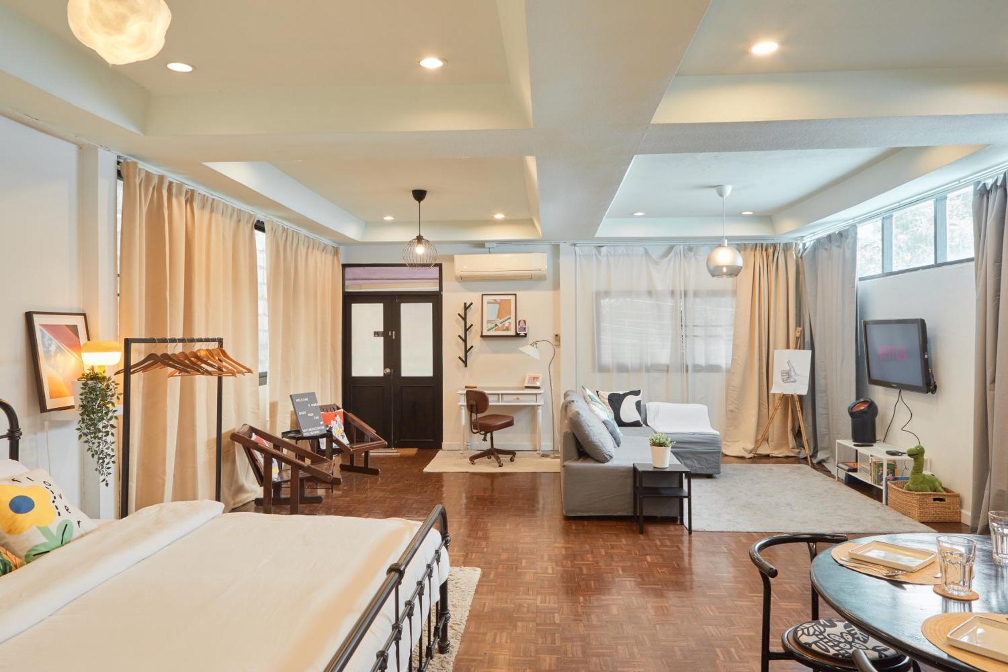 Casa de férias Spacious Design Loft With Rooftop