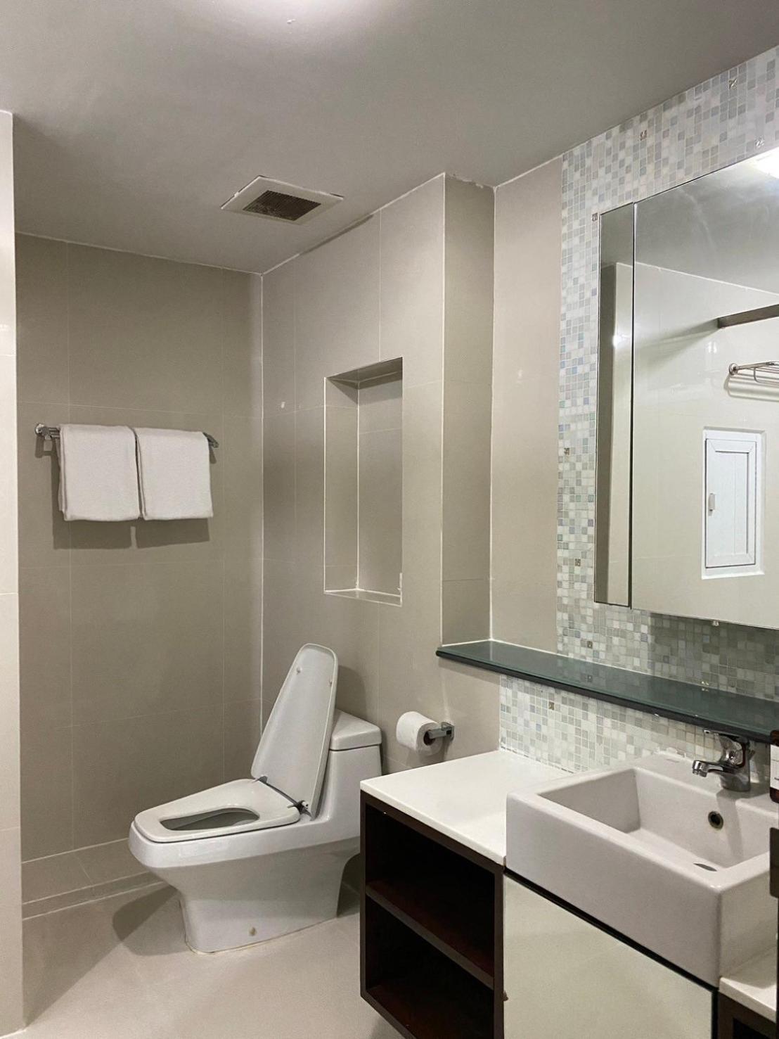Charan Tower Residences By Aspira Hotel