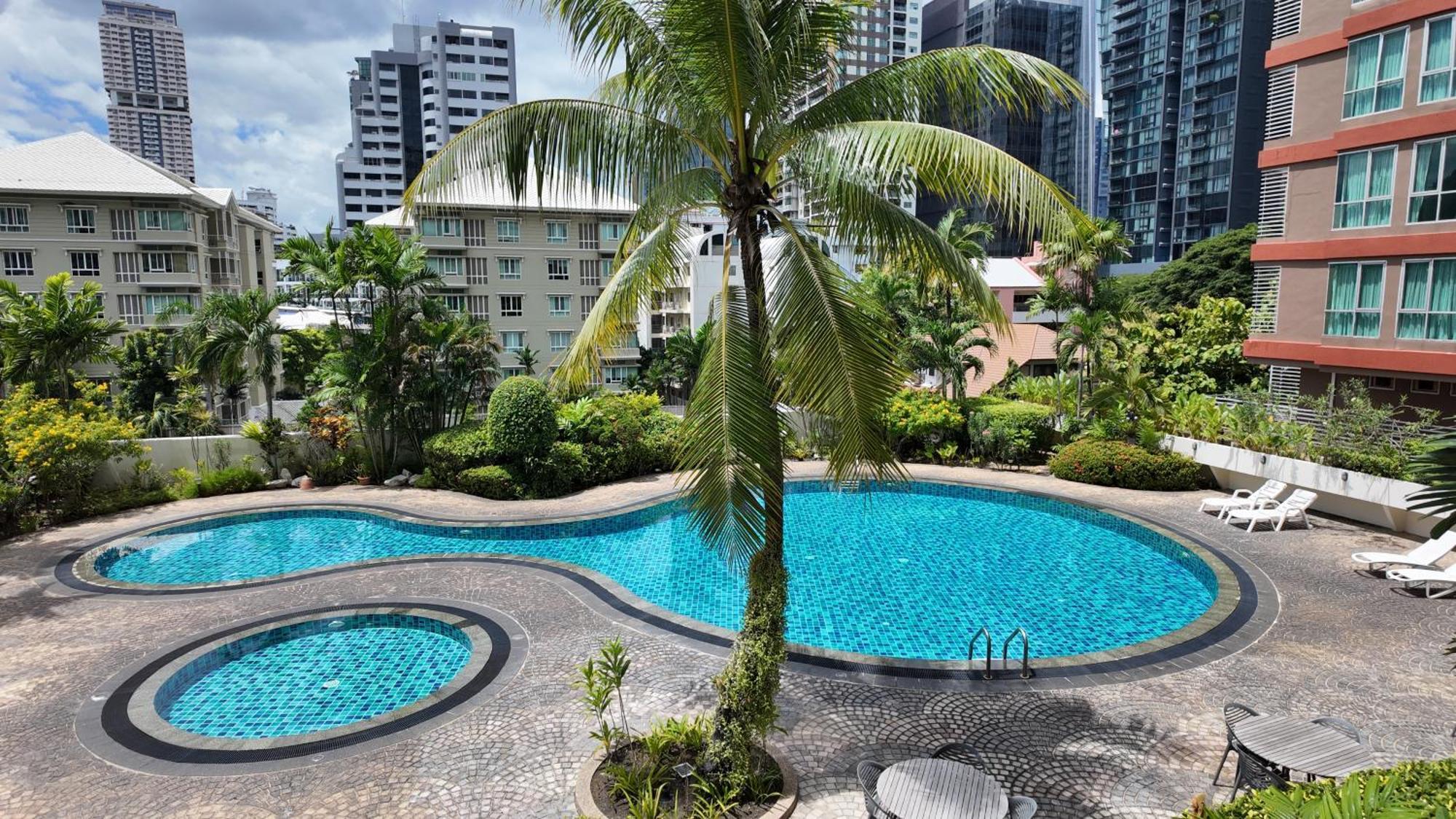 Charan Tower Residences By Aspira 3* Bangkok