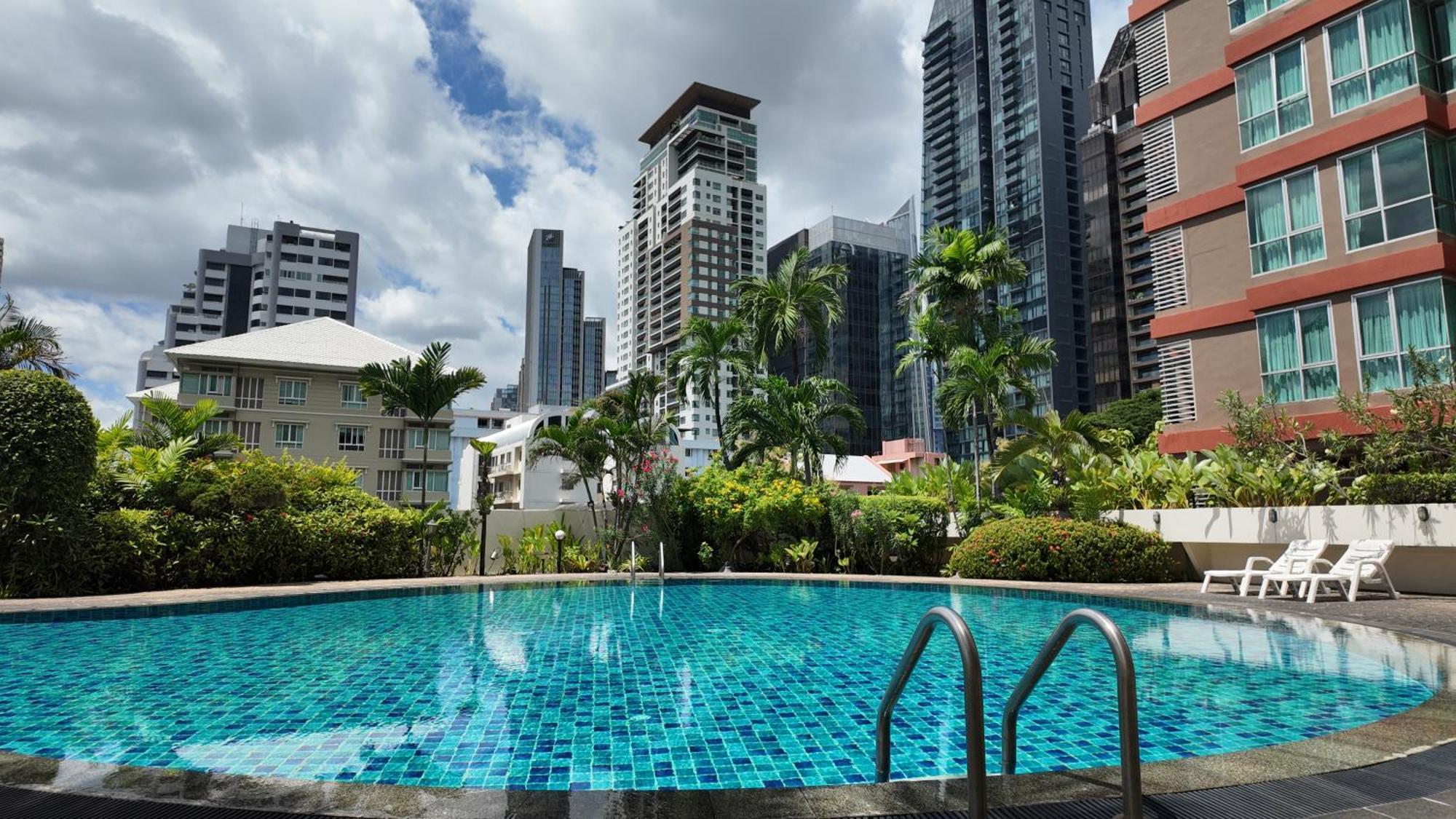 Charan Tower Residences By Aspira 3*