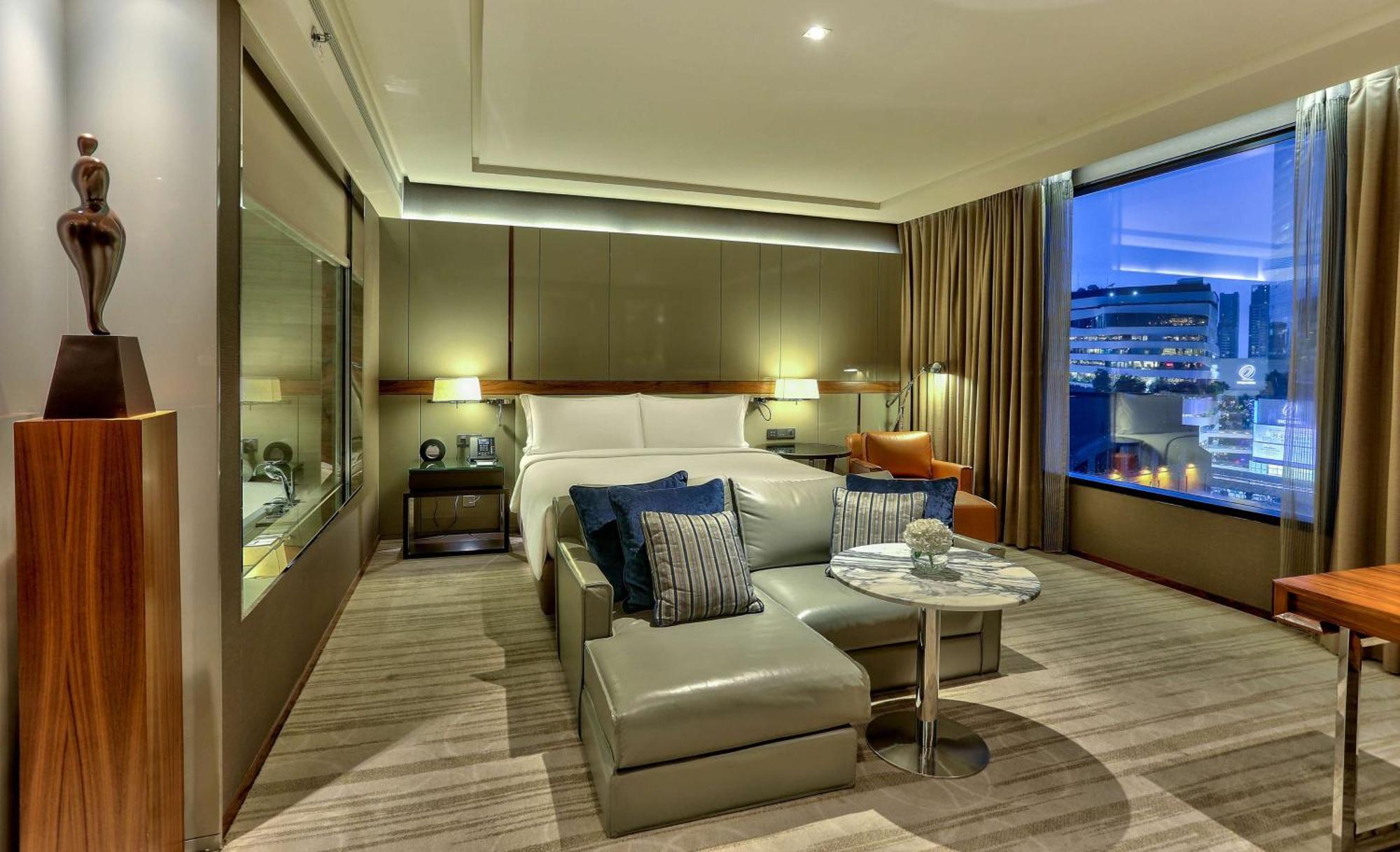 Hilton Sukhumvit Hotel 5*