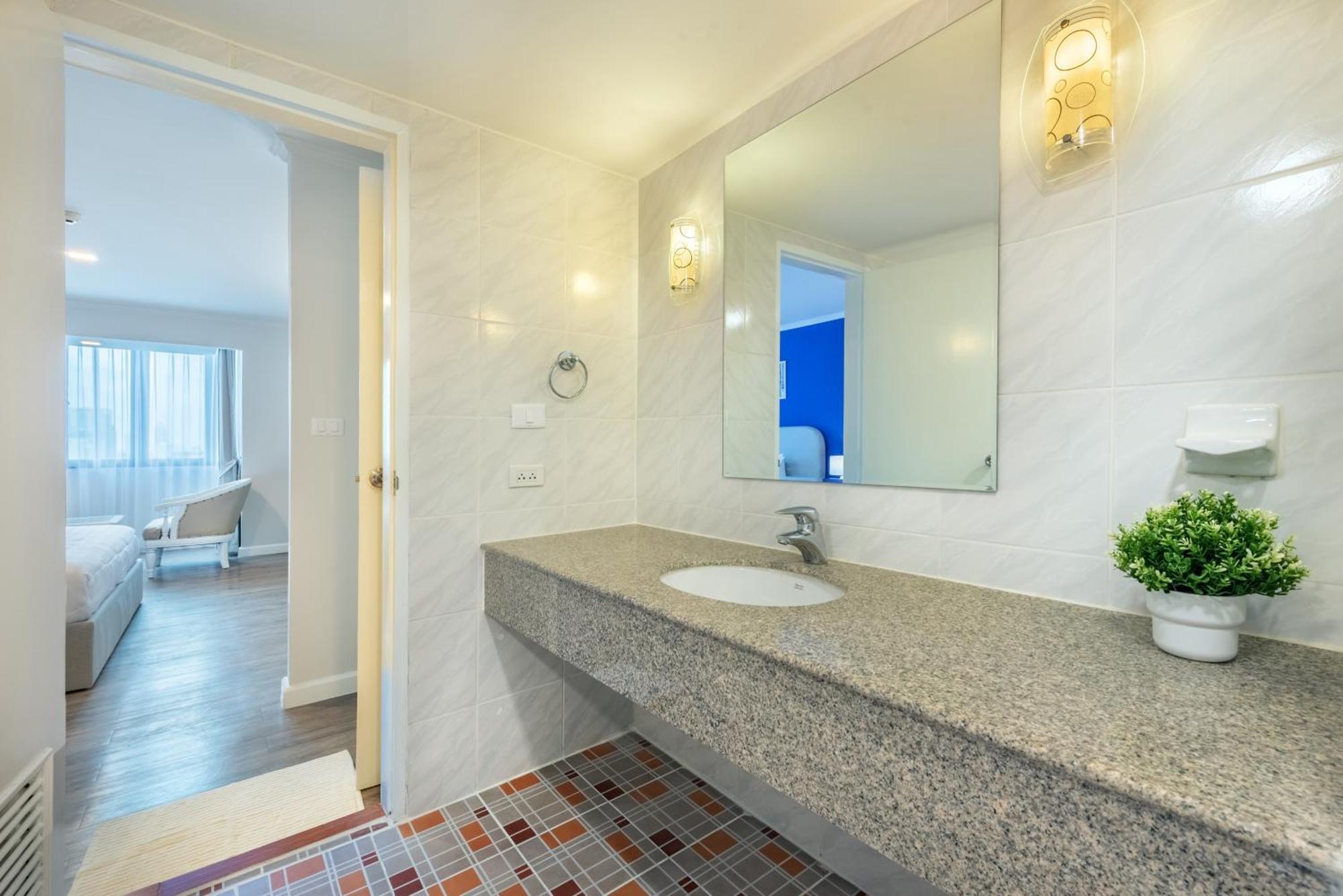 Neom Town Aparthotel *