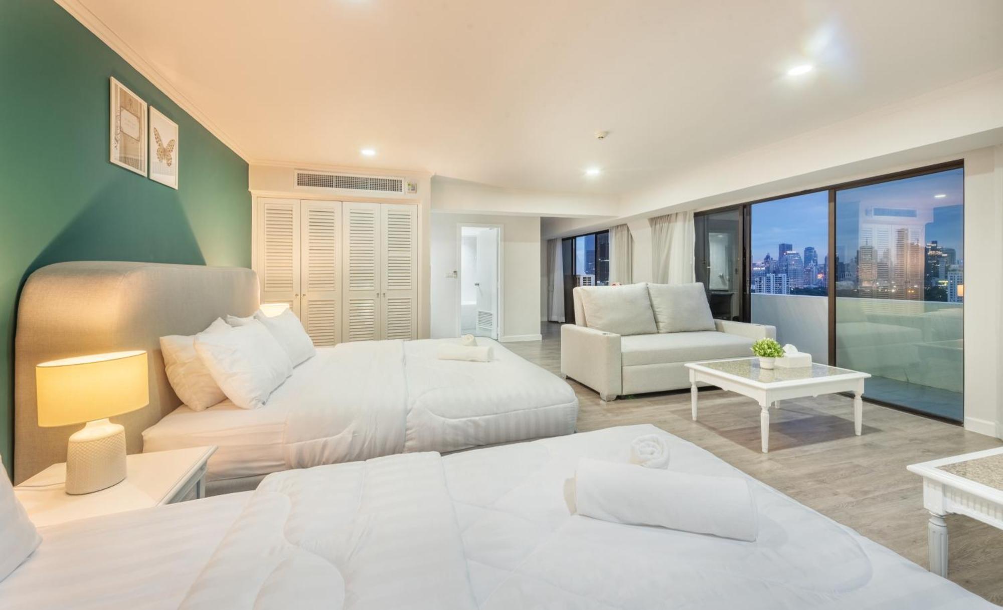 Aparthotel Neom Town *