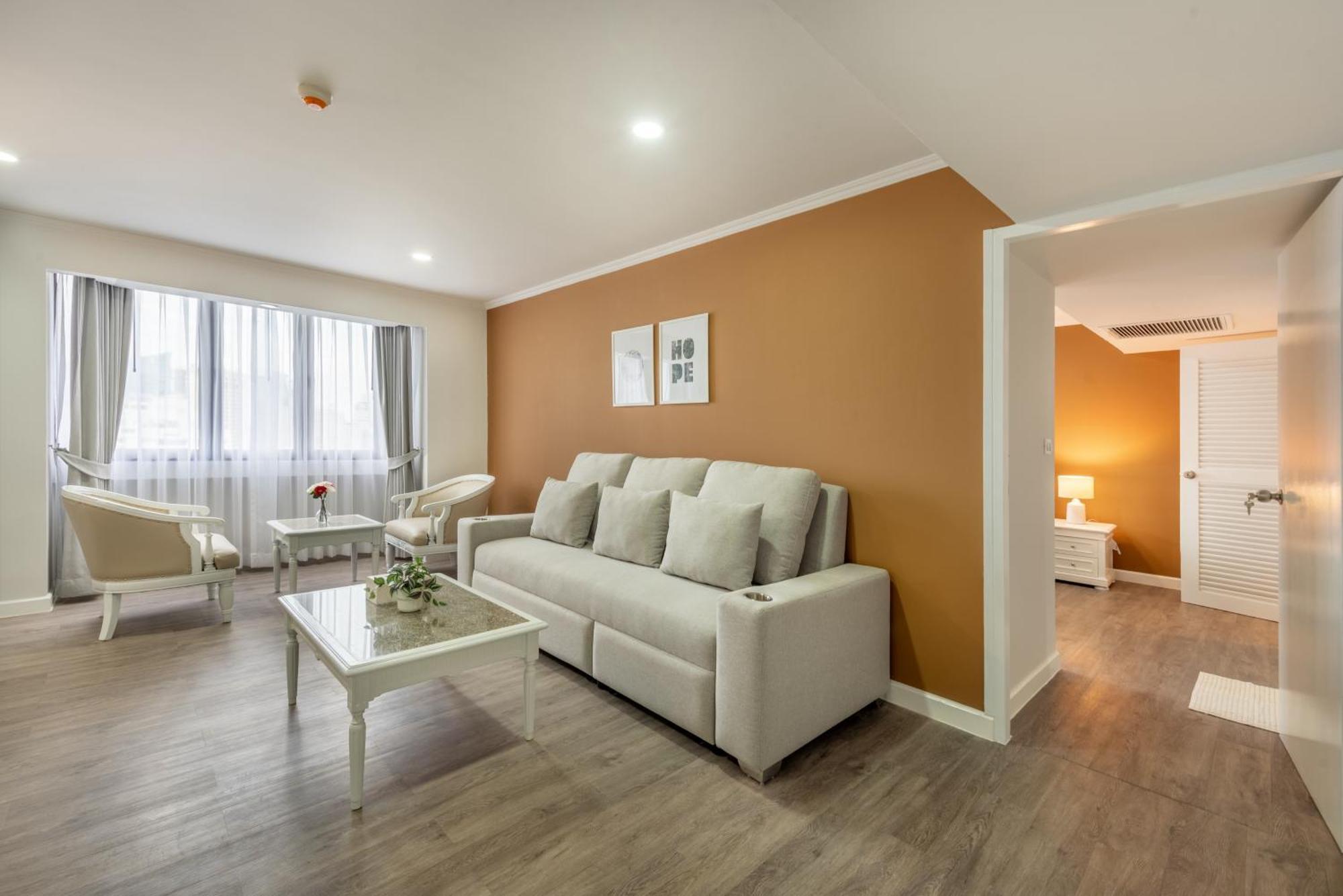 Neom Town Aparthotel Bangkok