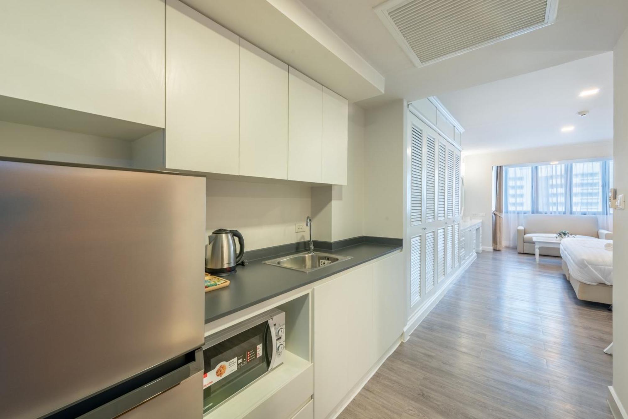 Aparthotel Neom Town