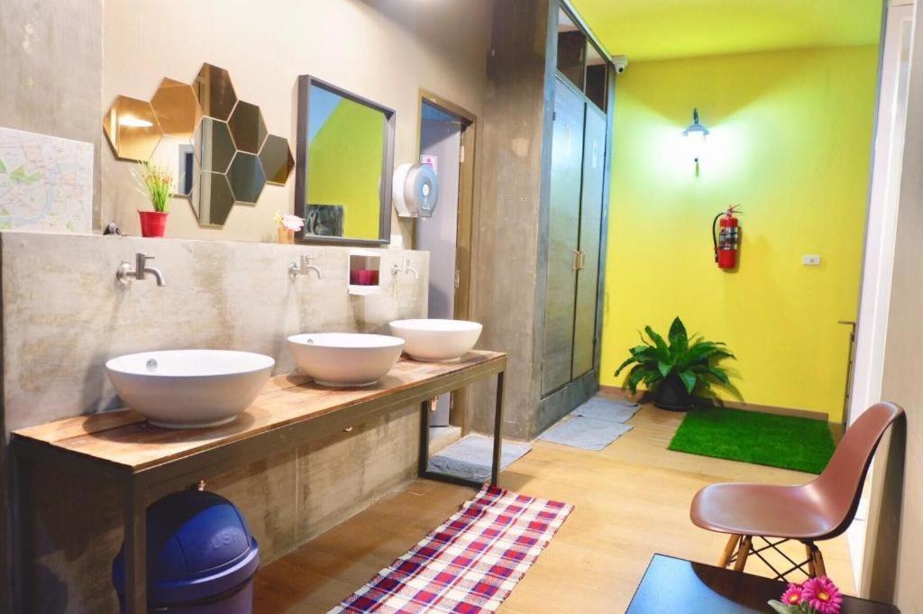 Hostel Sleep Cafe @ Hidee