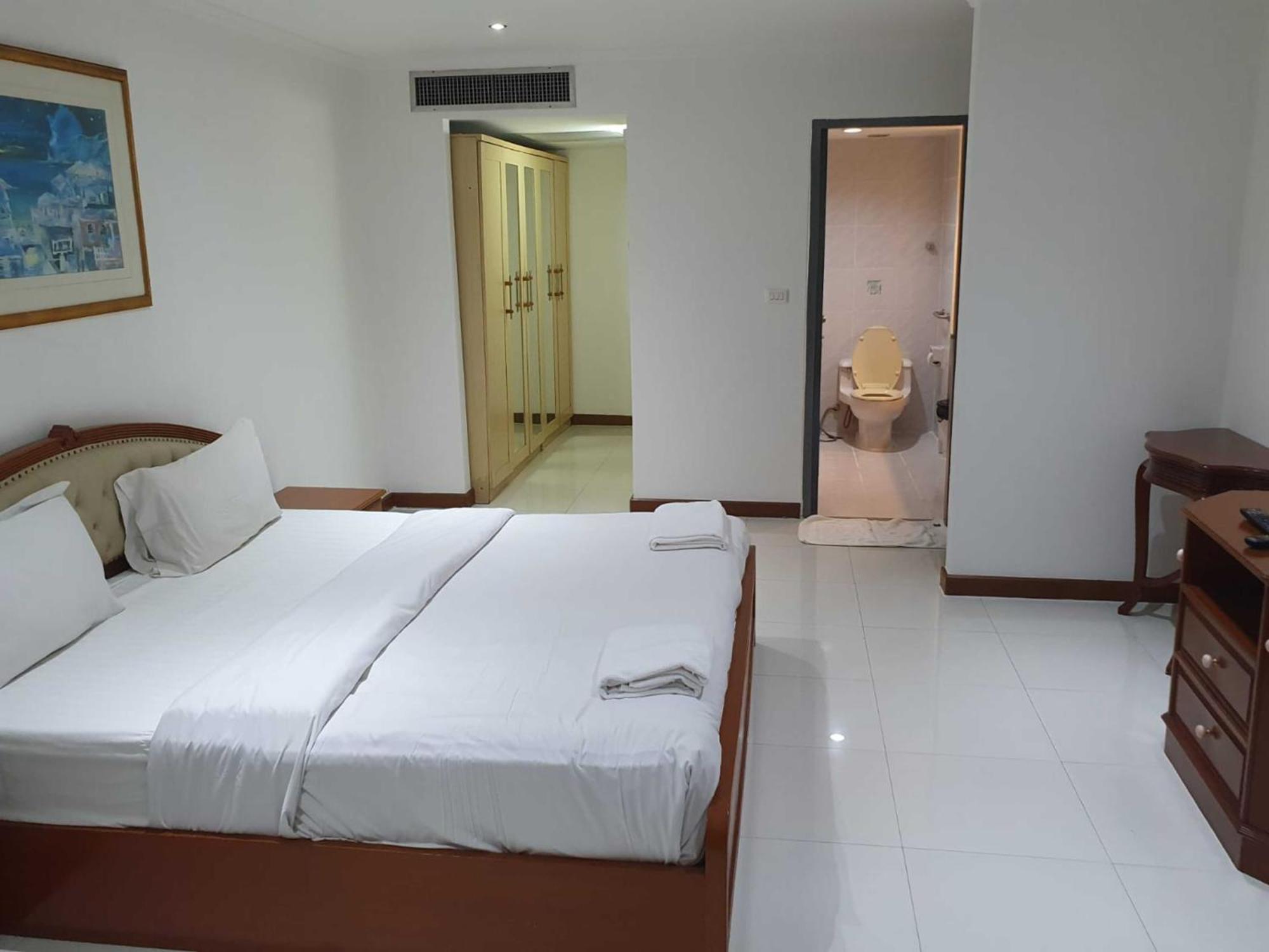 Omni Tower Cozy By Direct Apartment Bangkok