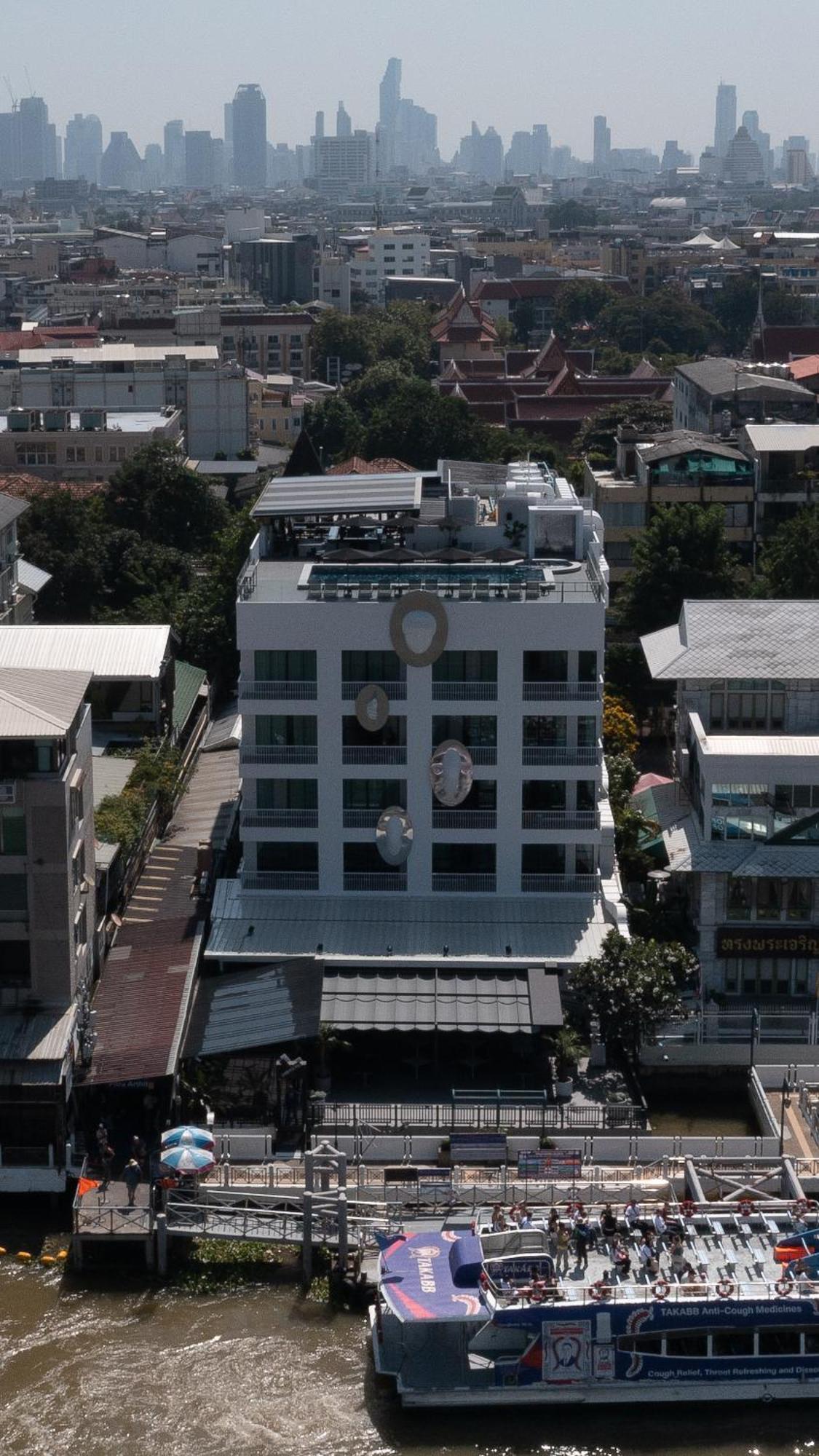 The Standardx, Phra Arthit Bangkok