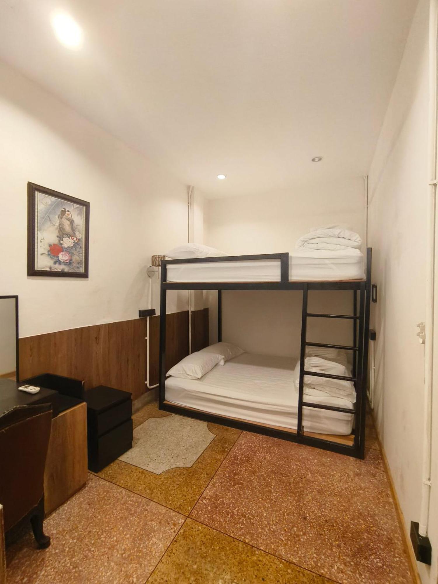 Penthouse Lamoon