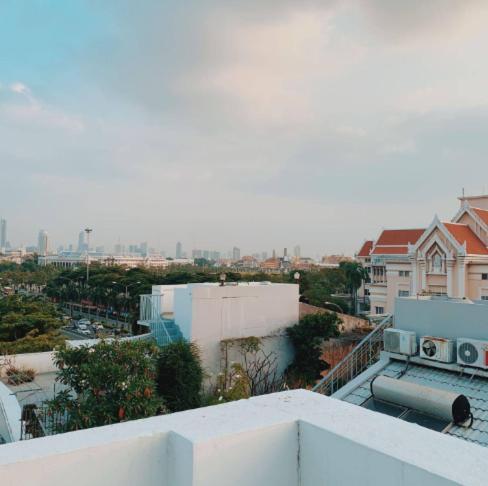 Bangkok Historic Villa - Private Access Hotel 5*