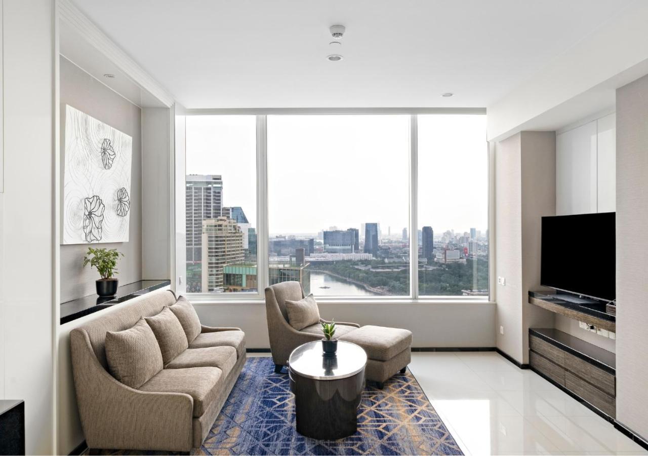 Grande Centre Point Terminal21 Hotel 5*