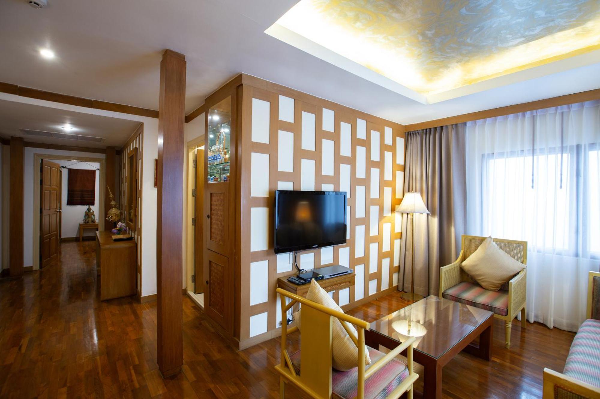 The Tarntawan Surawong Hotel 4*