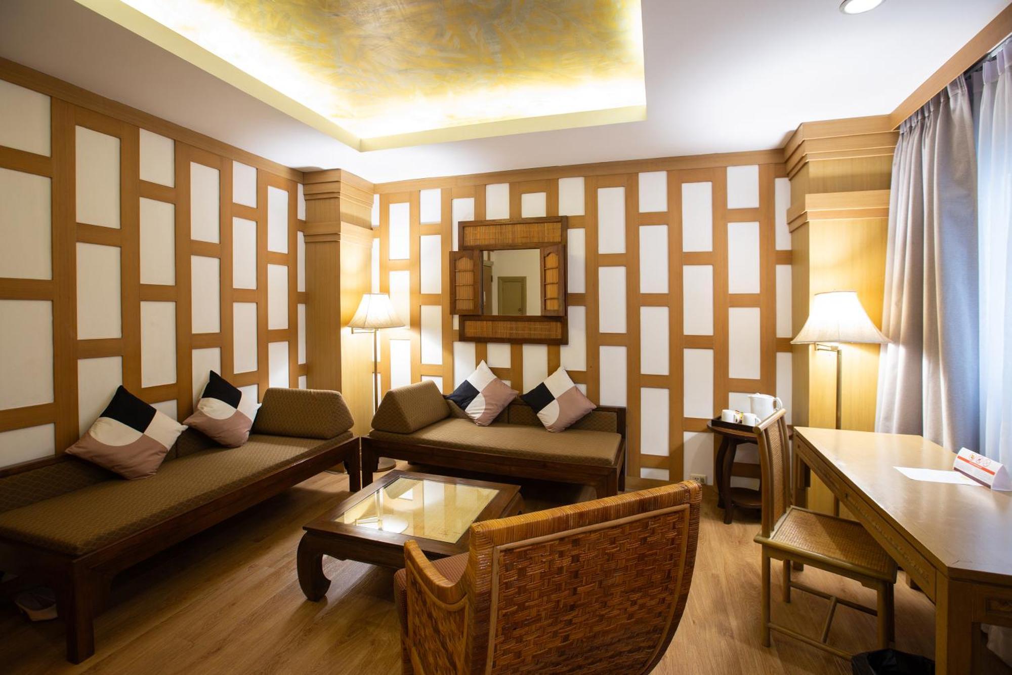 The Tarntawan Surawong Hotel Bangkok