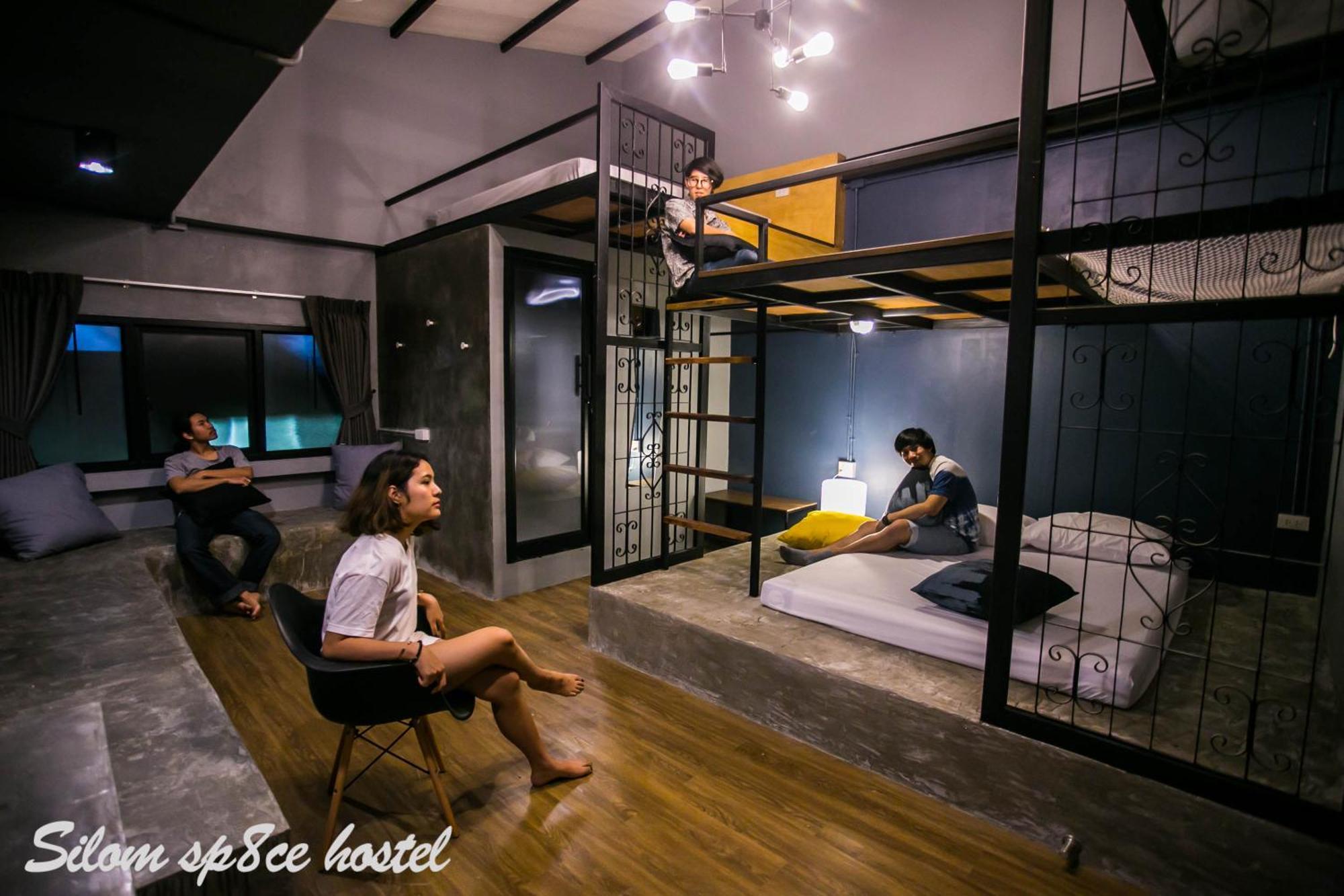 Silom Space Asrama