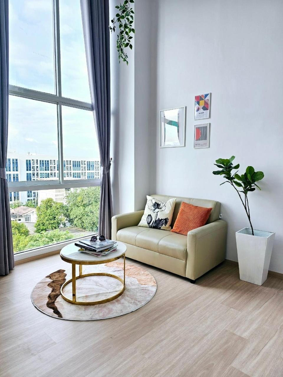 Midtown Duplex Ratchayothin Bangkok