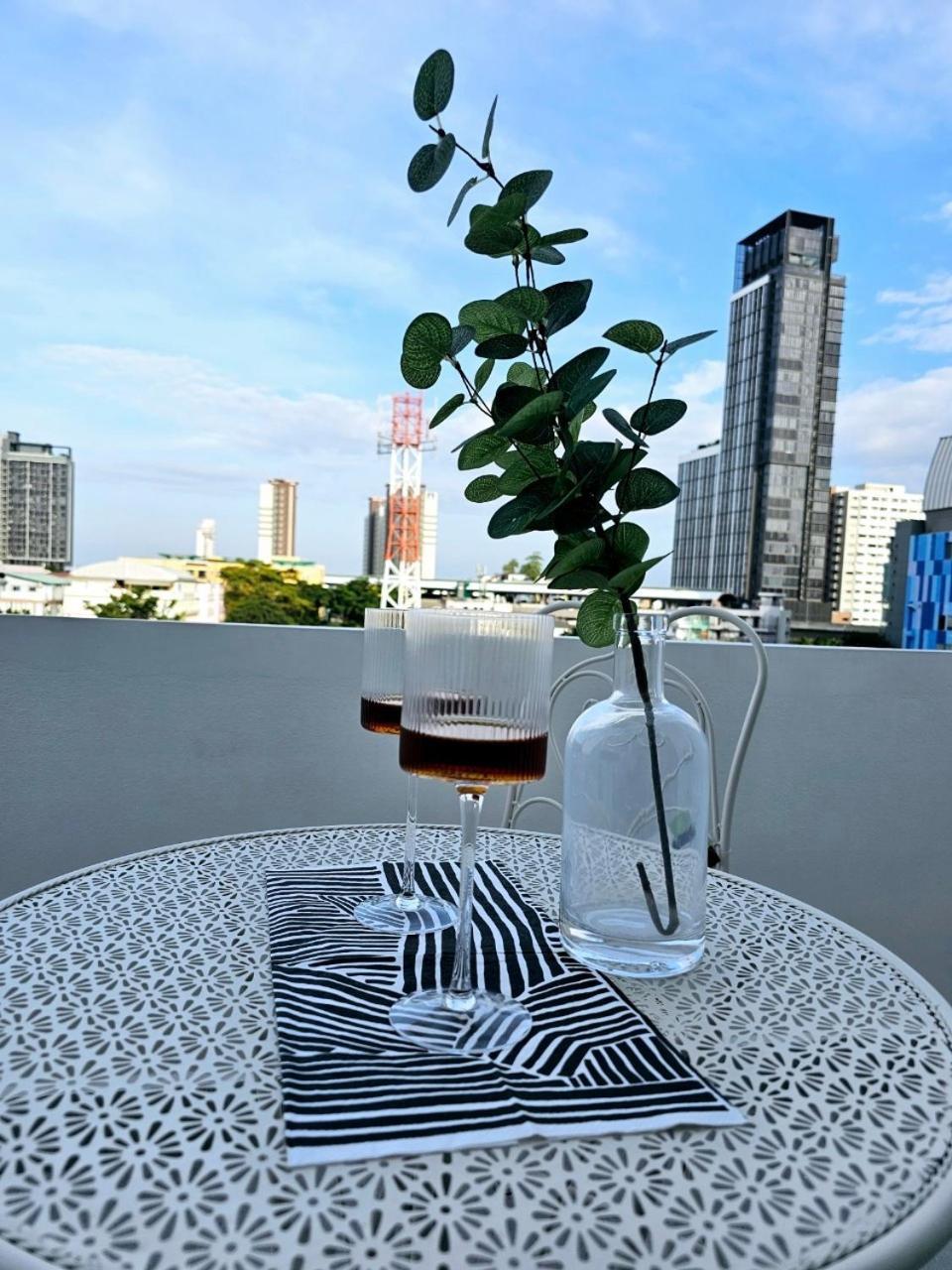 Midtown Duplex Ratchayothin *
