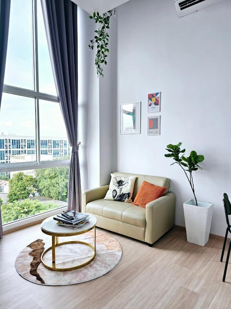 Midtown Duplex Ratchayothin * Bangkok