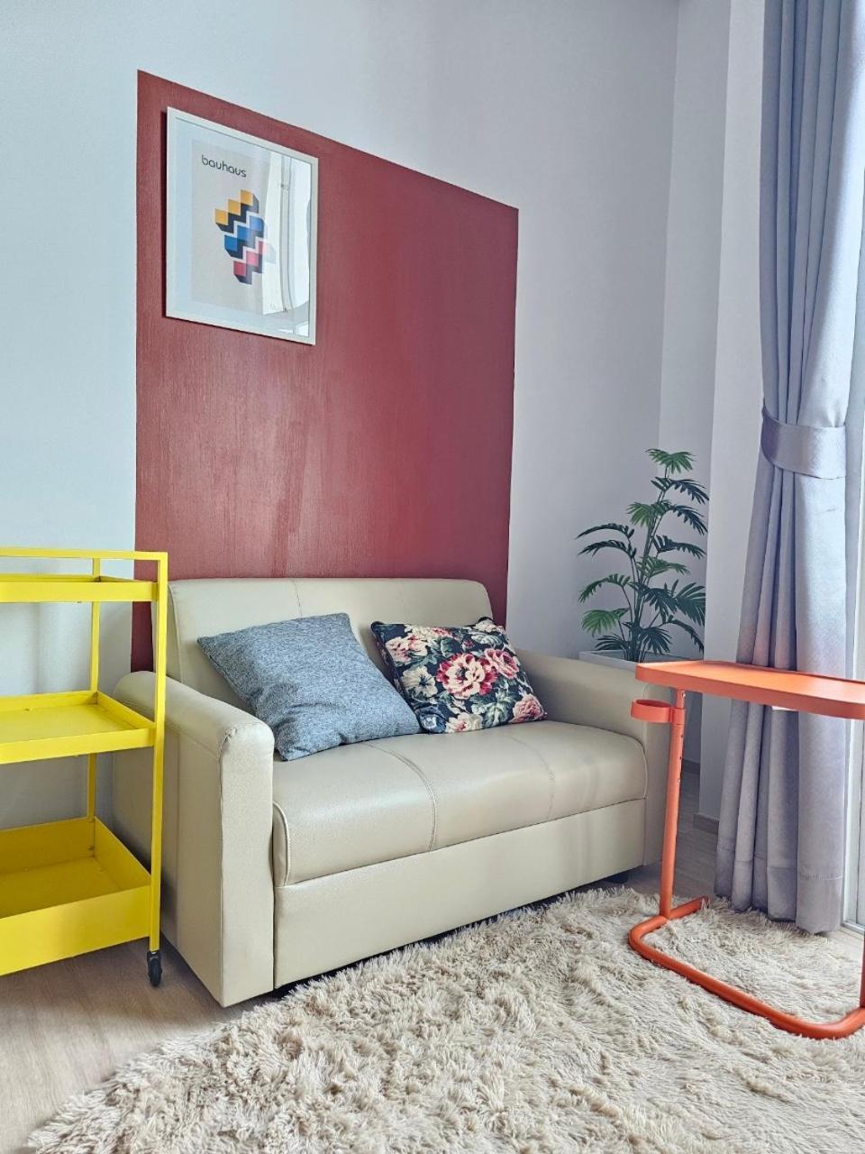 Midtown Duplex Ratchayothin Apartment *