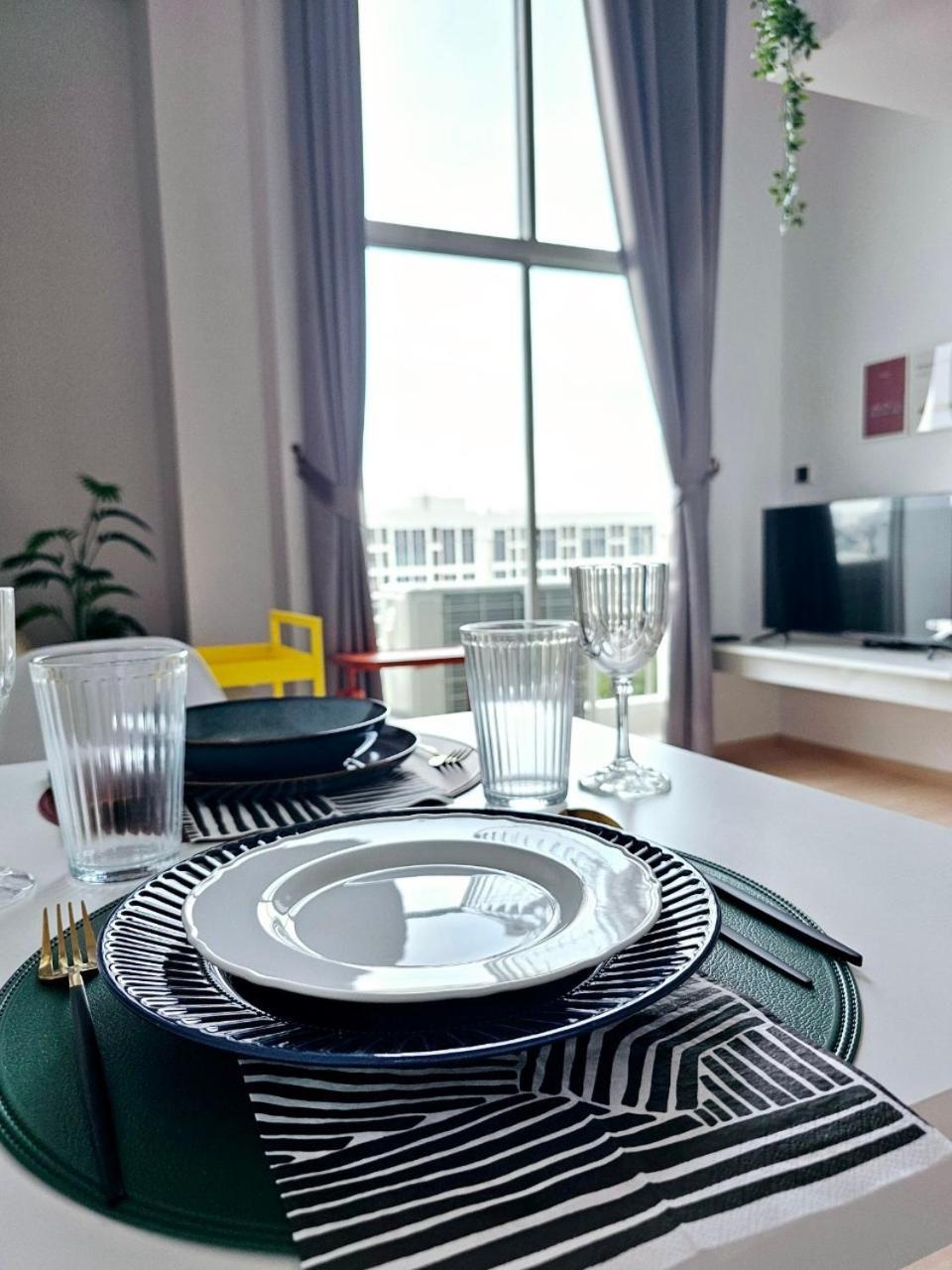 Midtown Duplex Ratchayothin Apartment