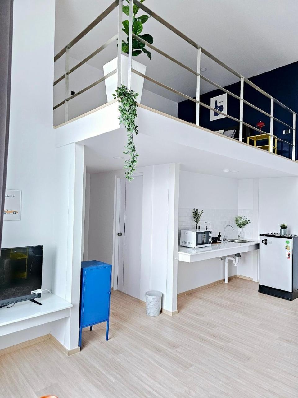 Apartment Midtown Duplex Ratchayothin *