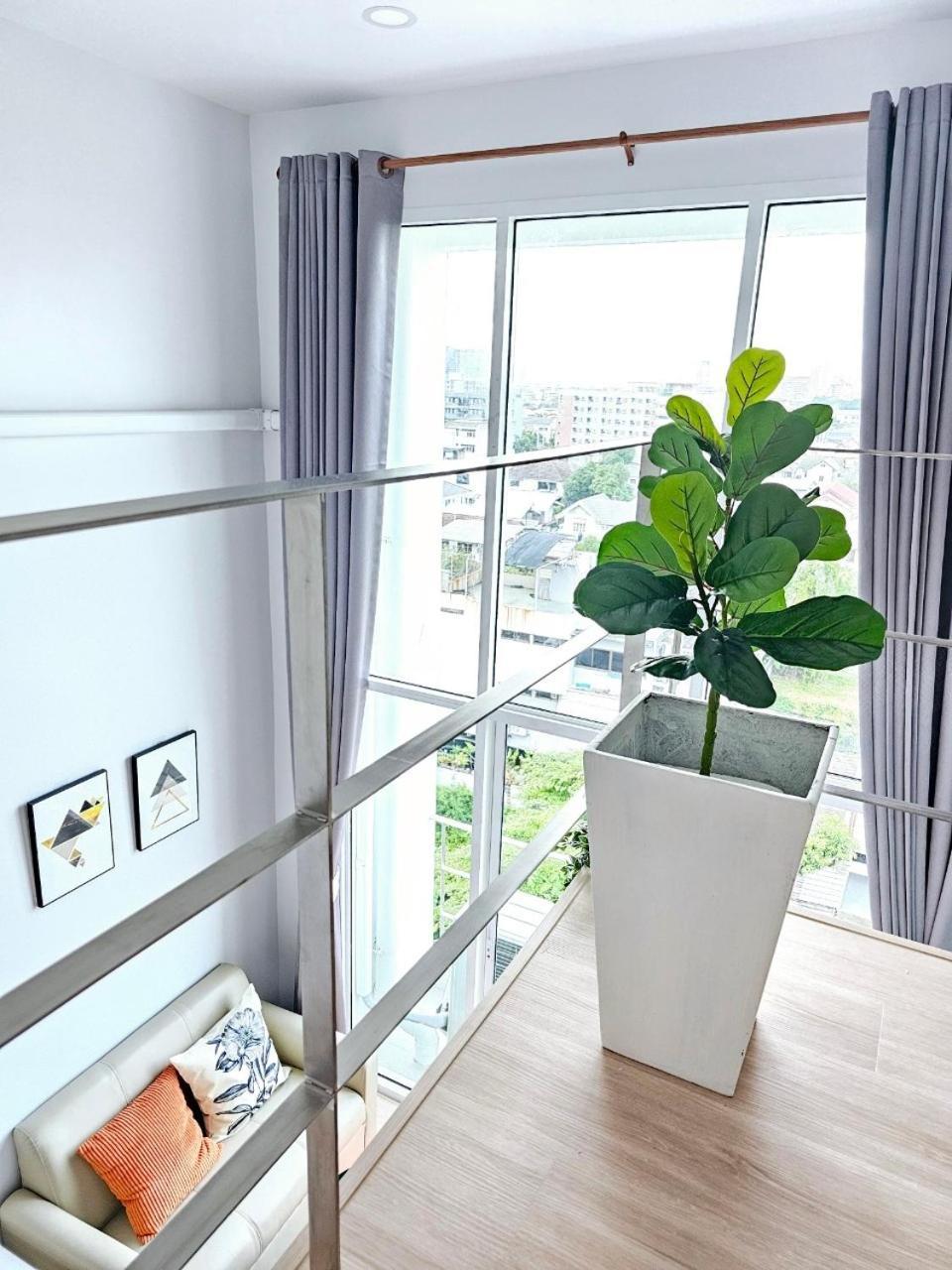 Midtown Duplex Ratchayothin * Bangkok