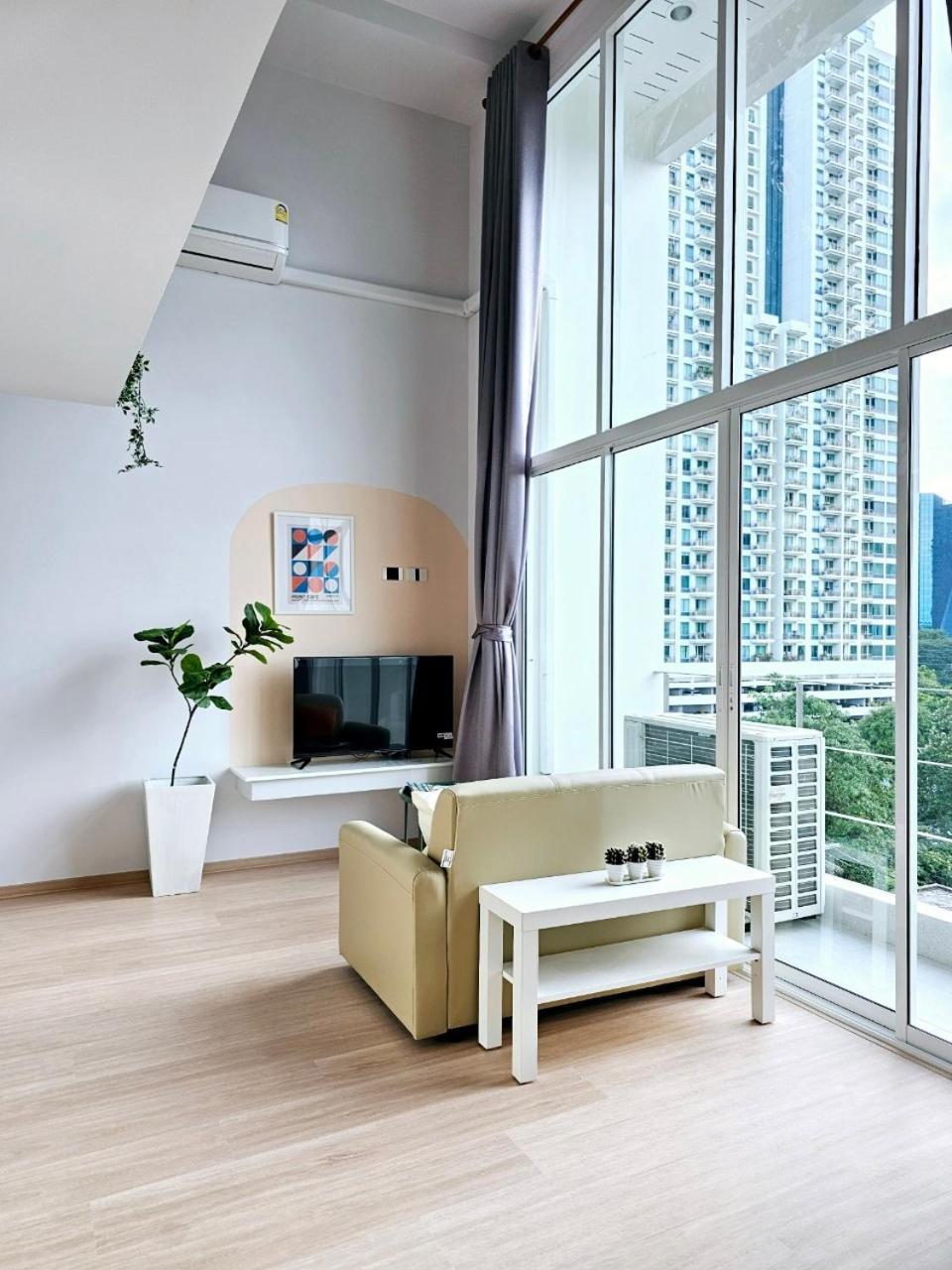 Midtown Duplex Ratchayothin *