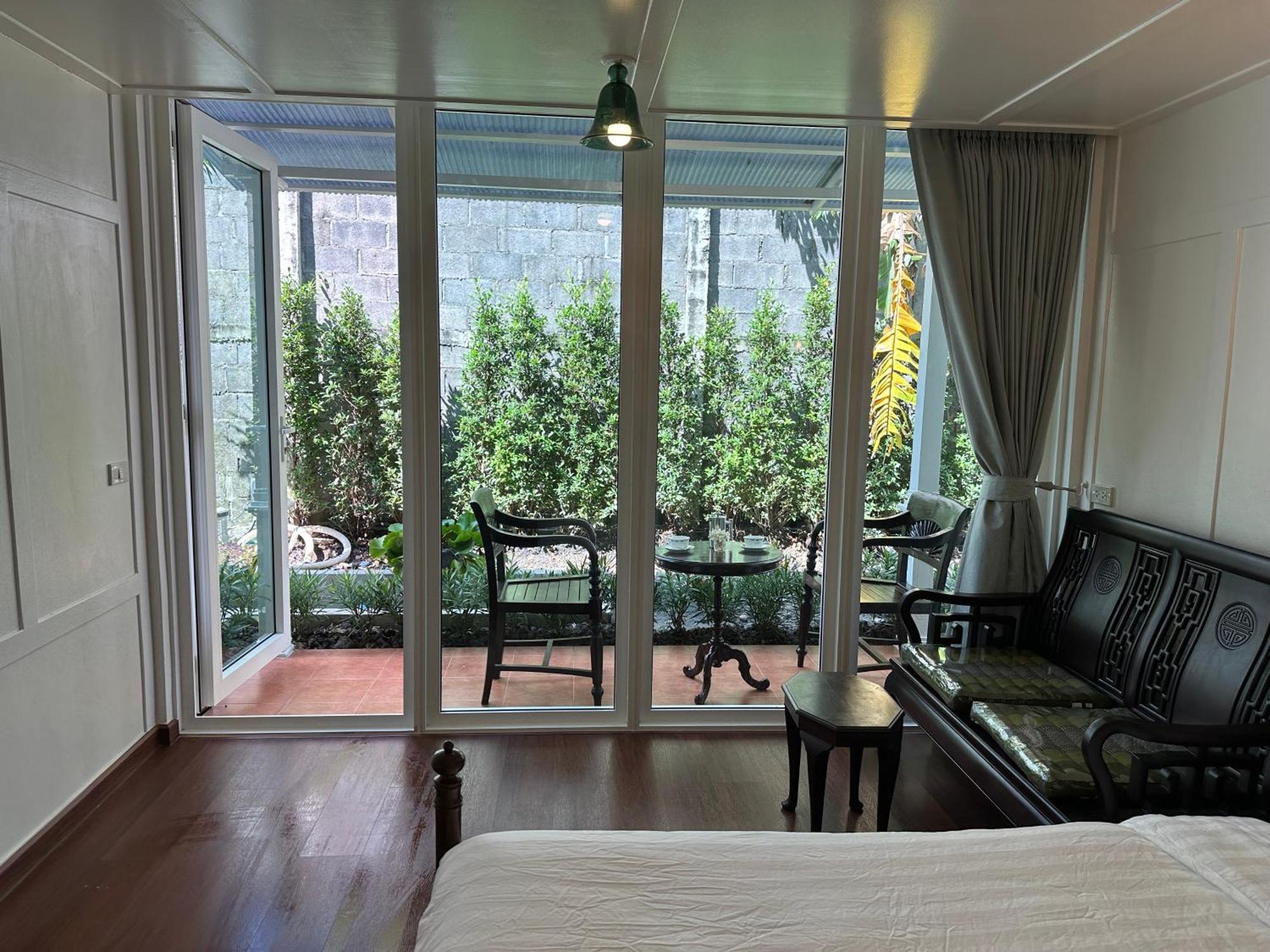 Baan Debtida Hotel