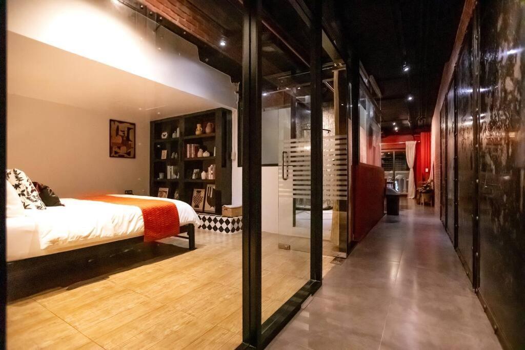 Apartment River View - Loft In Great Location