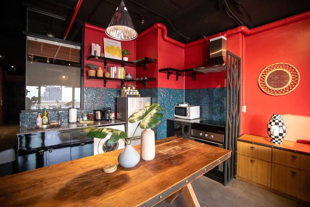 Apartment River View - Loft In Great Location