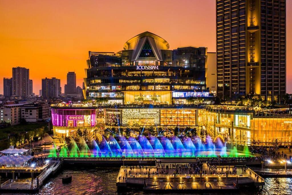 River View - Loft In Great Location Apartment Bangkok