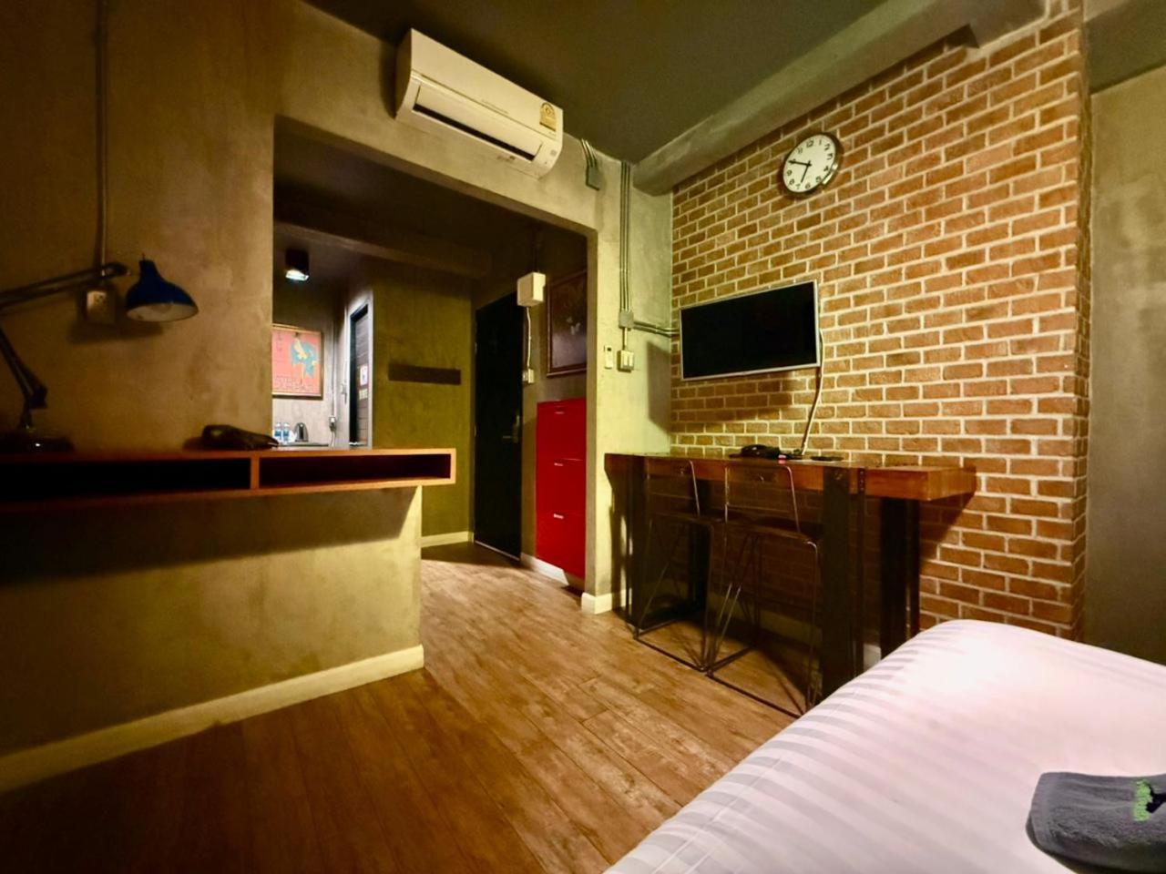 Aparthotel Rent V38 4*