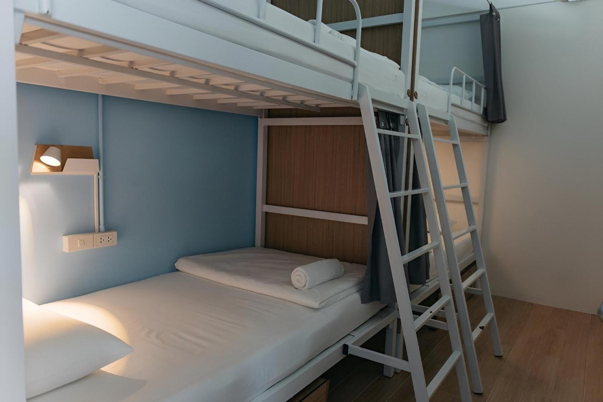 Ease Hostel