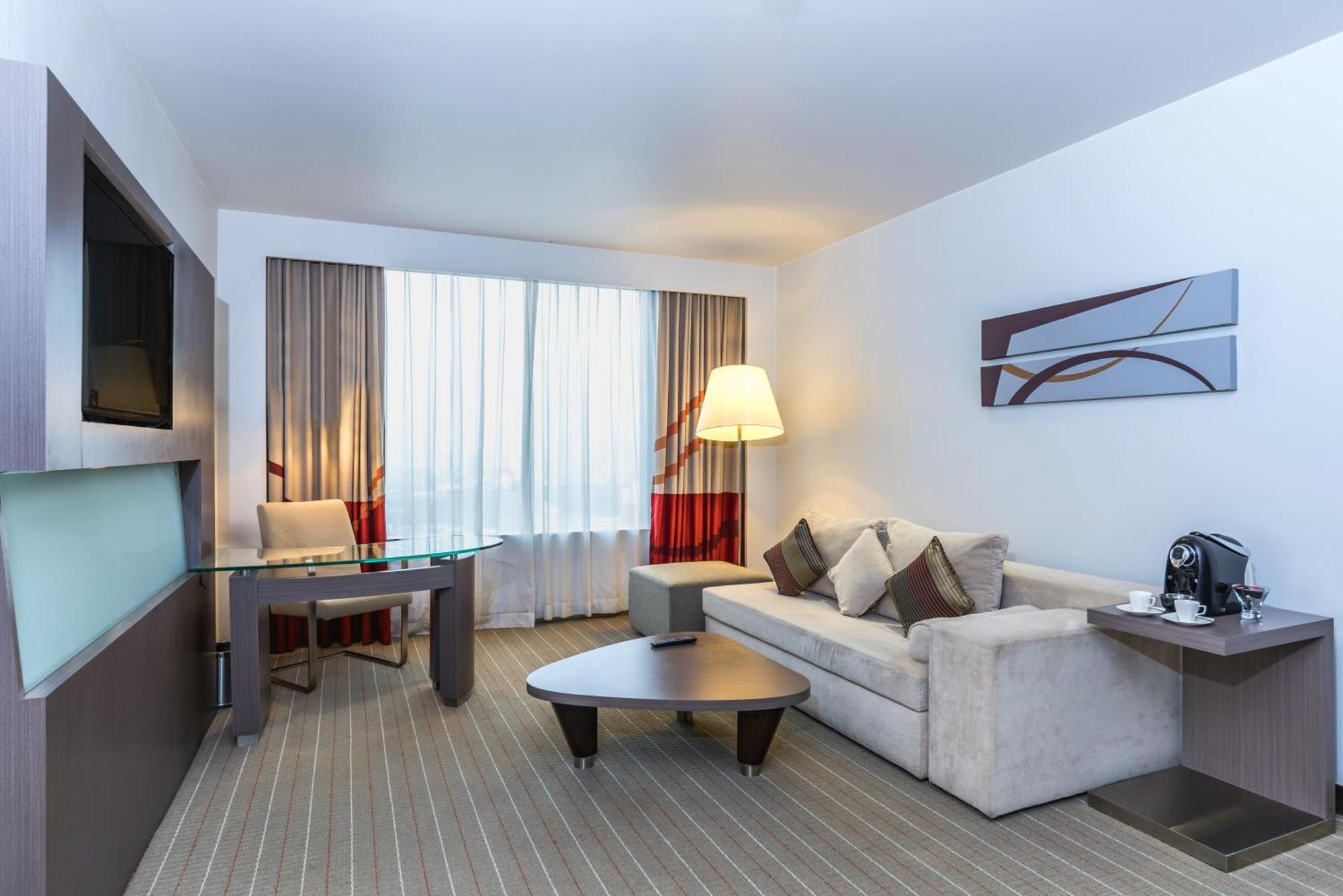 Four Points By Sheraton Ploenchit Sukhumvit Hotel 4*