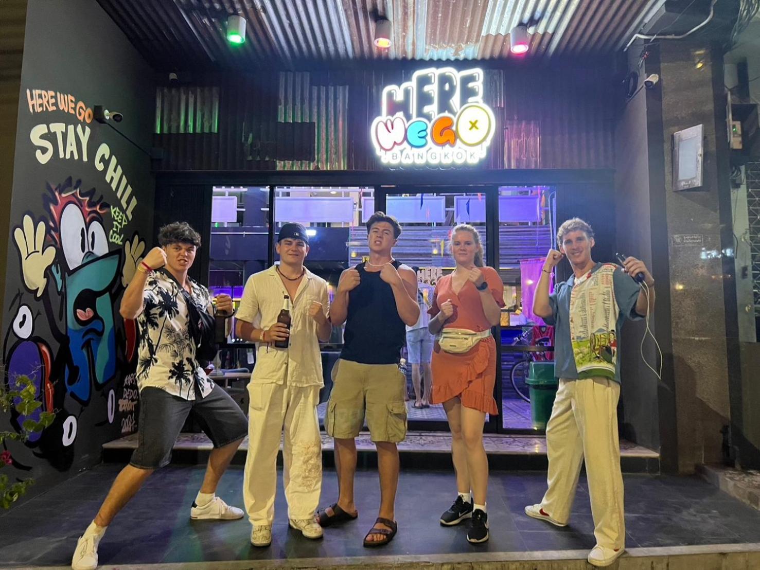Hostel Here We Go Bangkok
