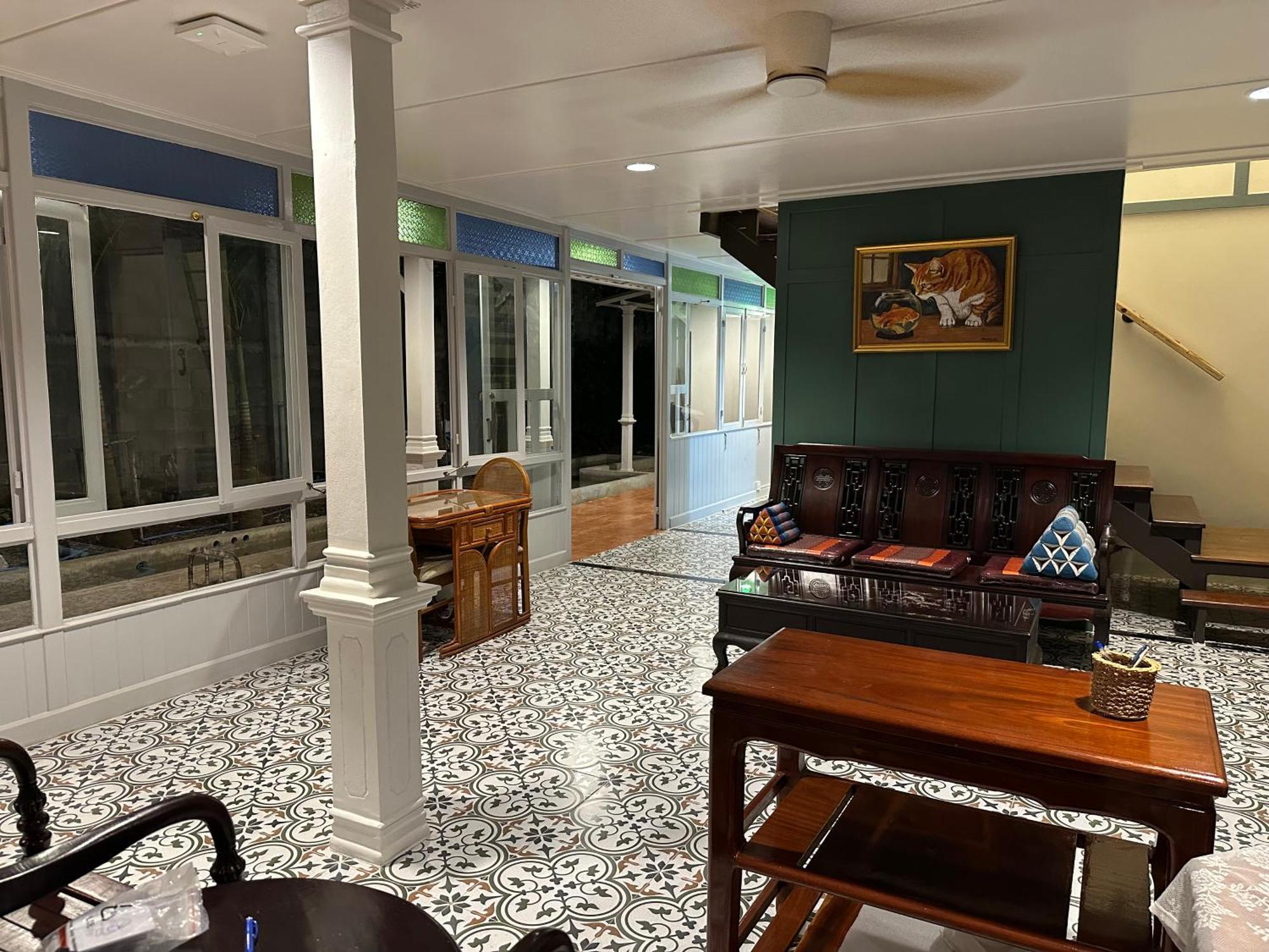 Hotel Baan Debtida *