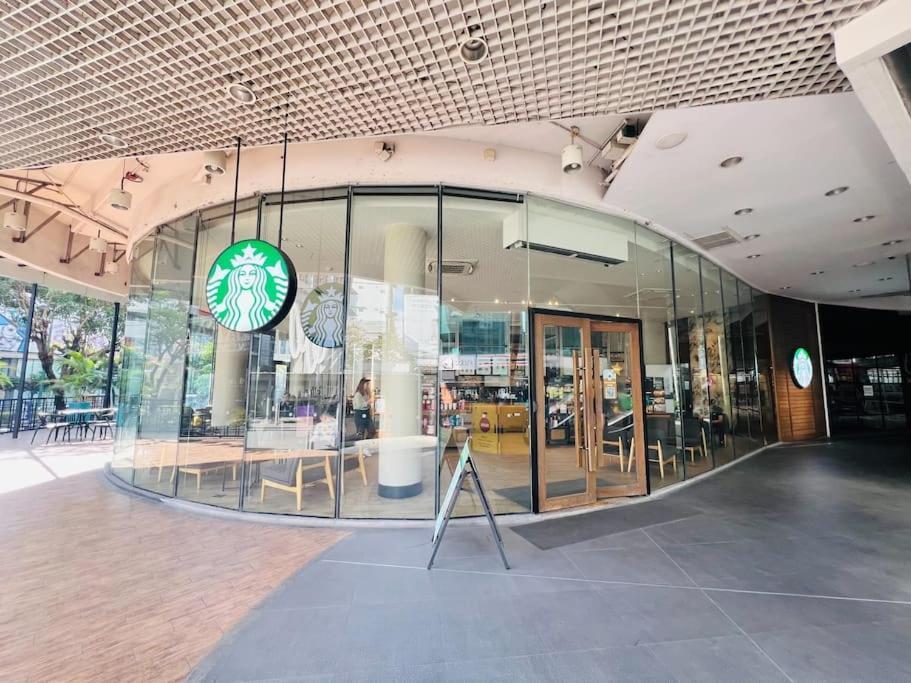 New Stylish Modern 4br 12pax 200m Bts Phrakhanong