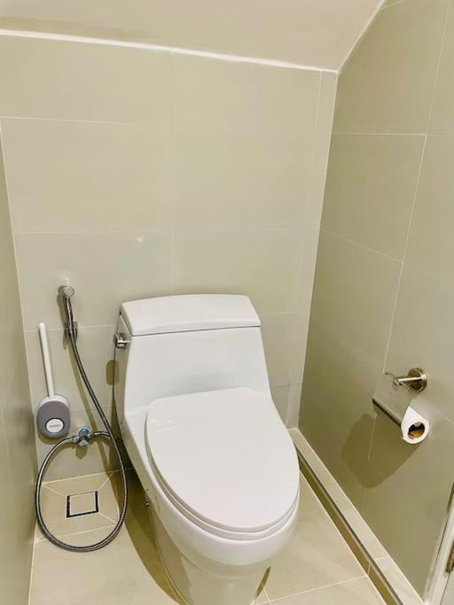 New Stylish Modern 4br 12pax 200m Bts Phrakhanong