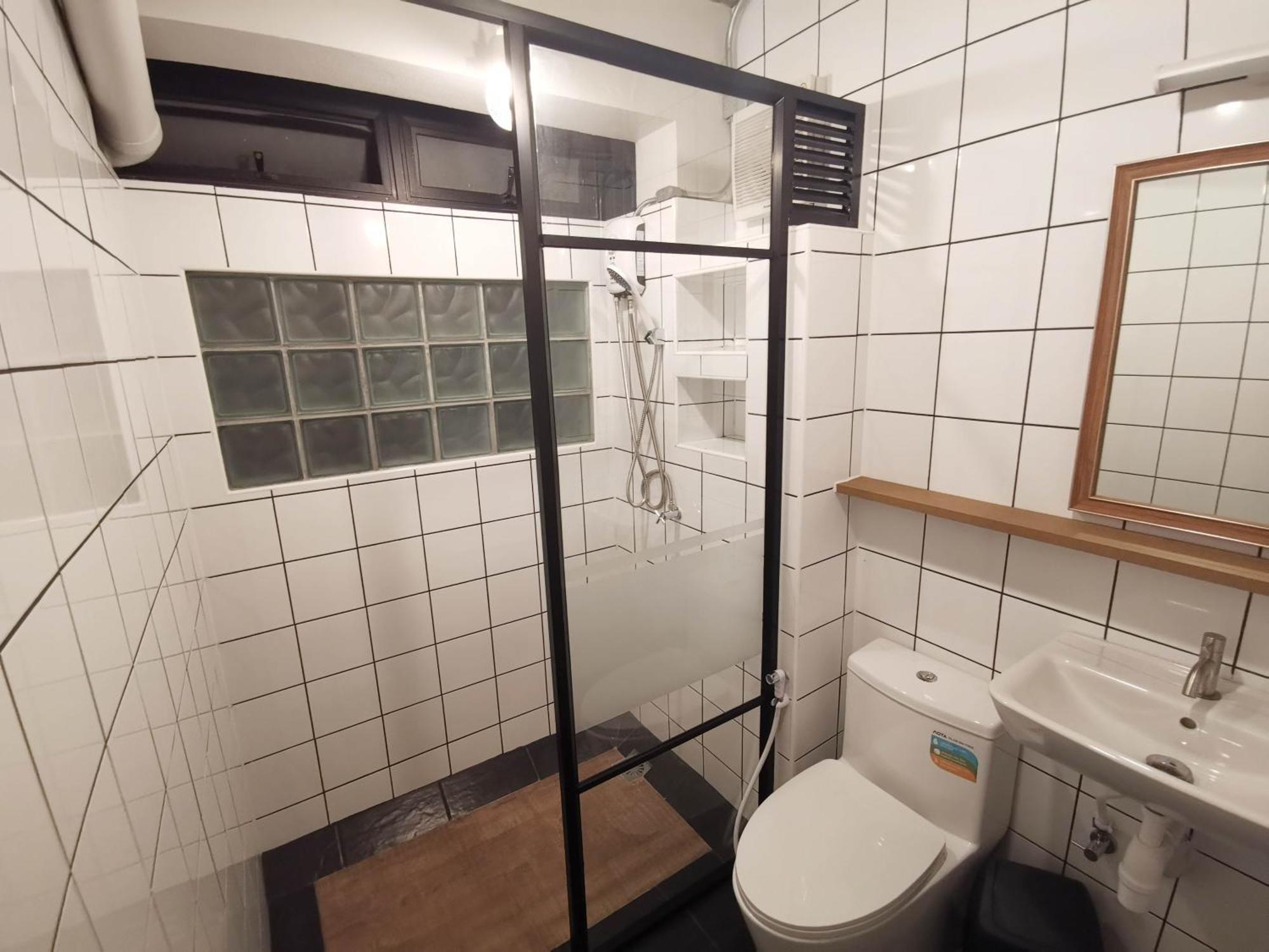 Liaw Base House * Bangkok