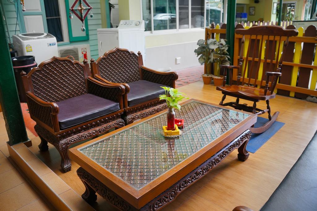 Samsen Sam Place Homestay