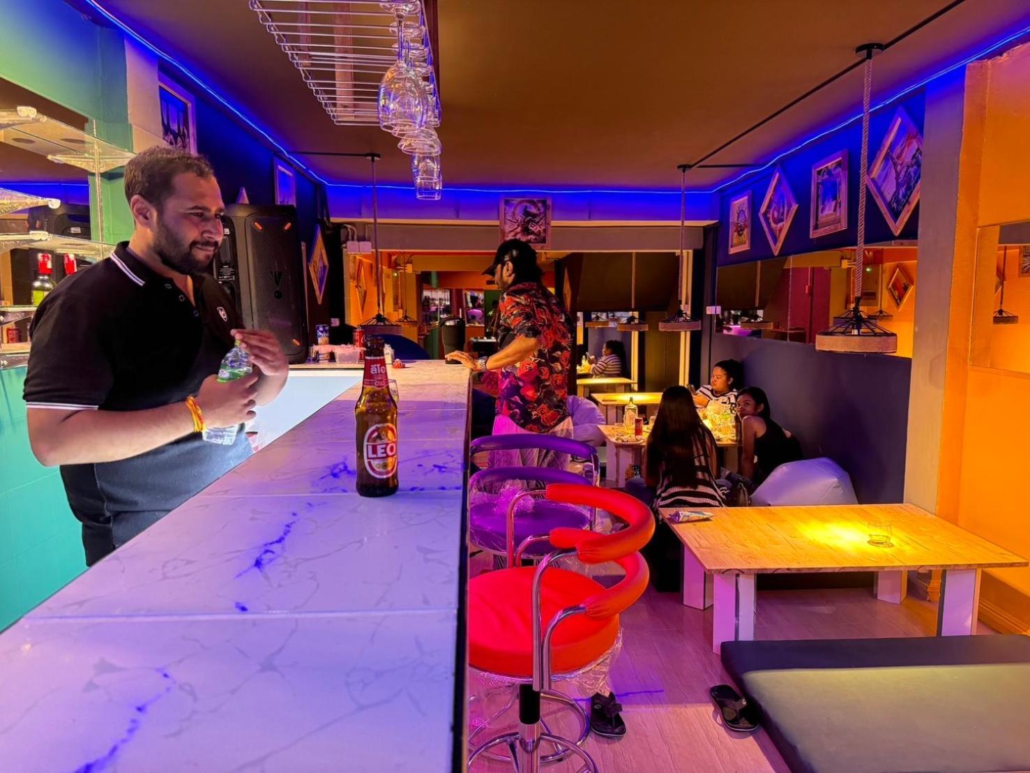 Roxx Social Hostel, Cafe & Bistro *