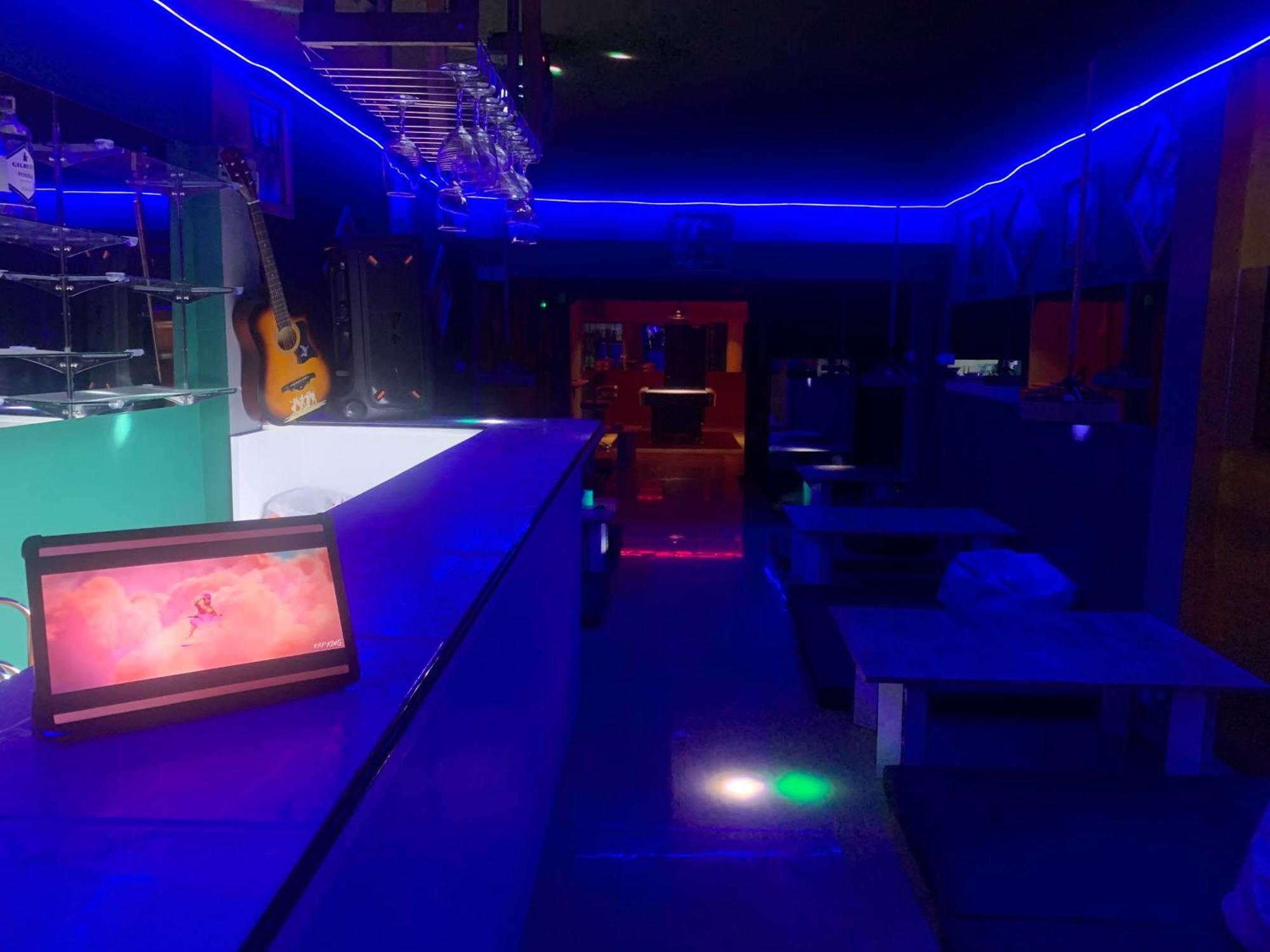 Roxx Social Hostel, Cafe & Bistro Hostel Bangkok