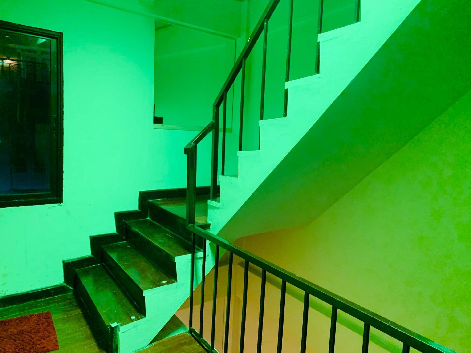 Hostel Roxx Social Hostel, Cafe & Bistro Bangkok