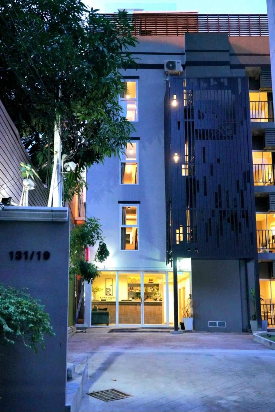 Ralph Poshtel Pratunam