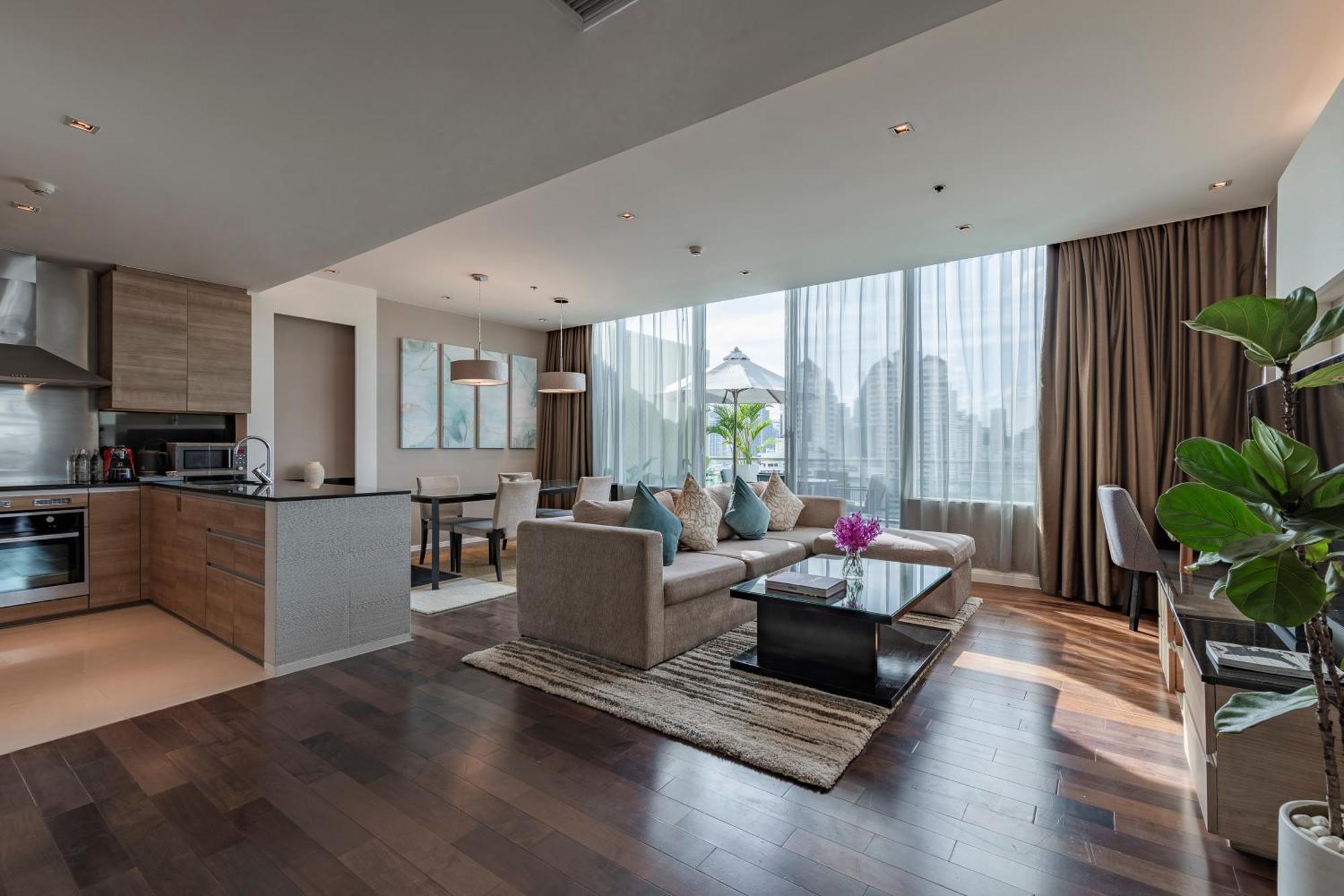 Muu Bangkok, Small Luxury Of The World Hotel 5*